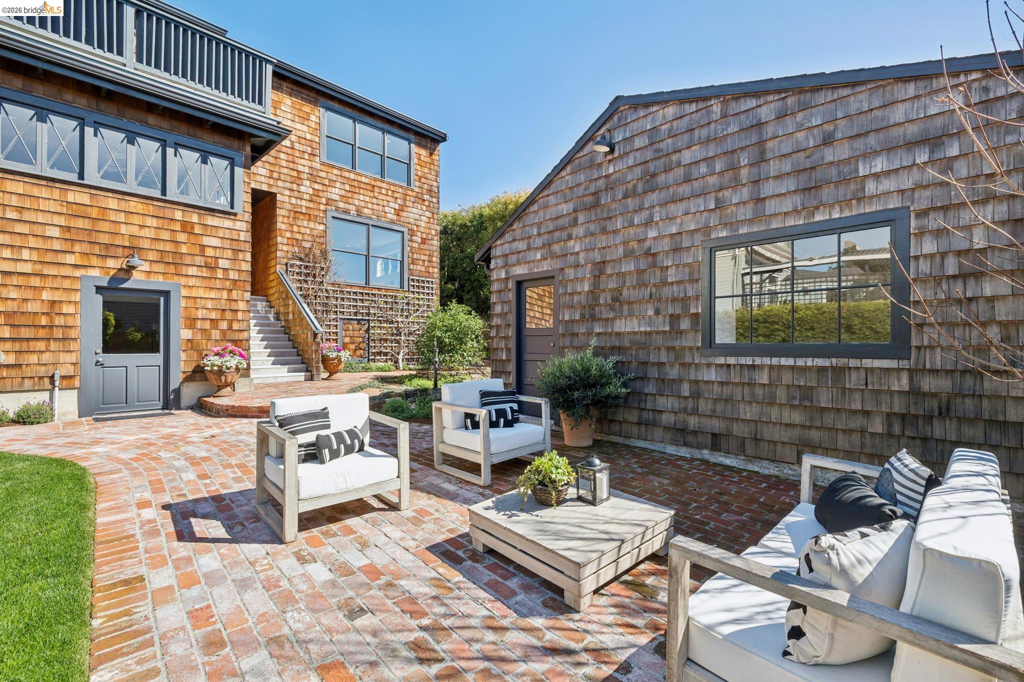 Detail Gallery Image 52 of 59 For 231 Bonita Ave, Piedmont,  CA 94611 - 4 Beds | 5 Baths