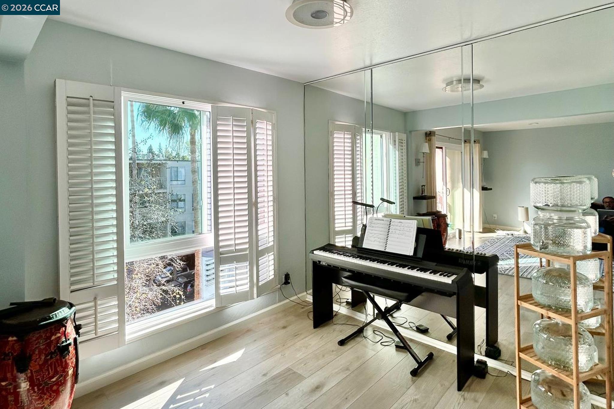 Detail Gallery Image 4 of 28 For 450 N Civic Dr #503,  Walnut Creek,  CA 94596 - 1 Beds | 1 Baths