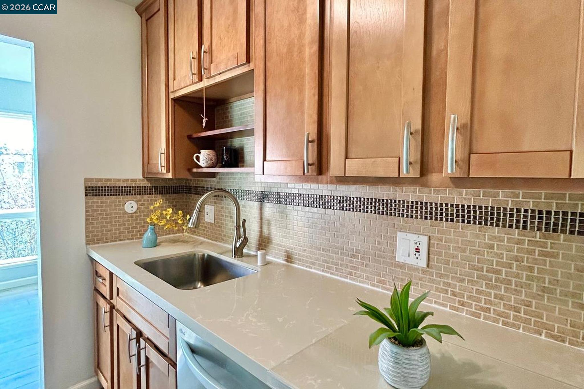 Detail Gallery Image 7 of 28 For 450 N Civic Dr #503,  Walnut Creek,  CA 94596 - 1 Beds | 1 Baths