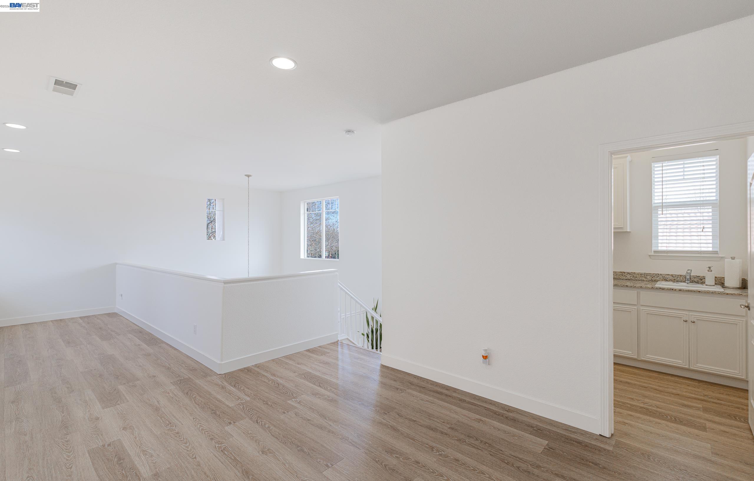 Detail Gallery Image 13 of 25 For 228 W Heritage, Mountain House,  CA 95391 - 4 Beds | 2/1 Baths