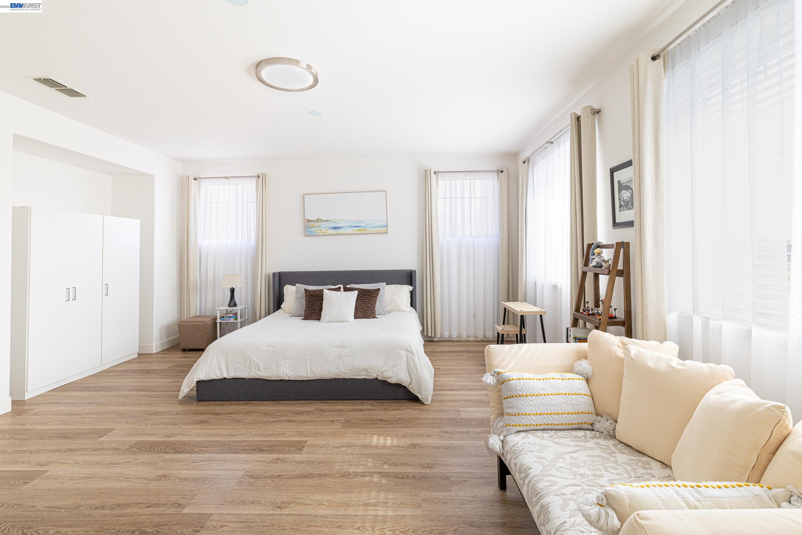 Detail Gallery Image 16 of 25 For 228 W Heritage, Mountain House,  CA 95391 - 4 Beds | 2/1 Baths