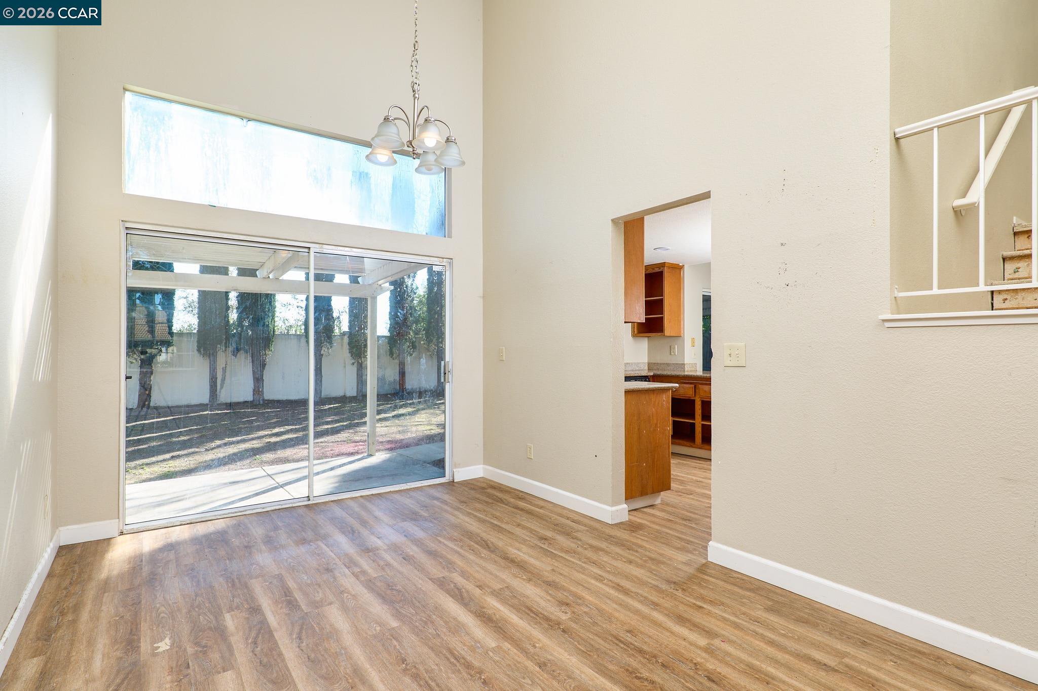 Detail Gallery Image 11 of 31 For 4625 Arabian Way, Antioch,  CA 94531 - 5 Beds | 3 Baths