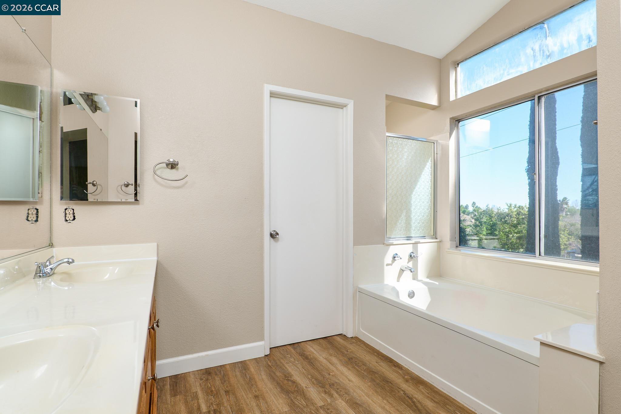 Detail Gallery Image 16 of 31 For 4625 Arabian Way, Antioch,  CA 94531 - 5 Beds | 3 Baths