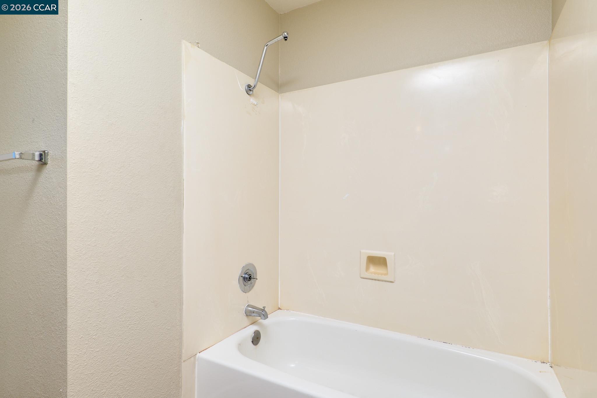 Detail Gallery Image 18 of 31 For 4625 Arabian Way, Antioch,  CA 94531 - 5 Beds | 3 Baths