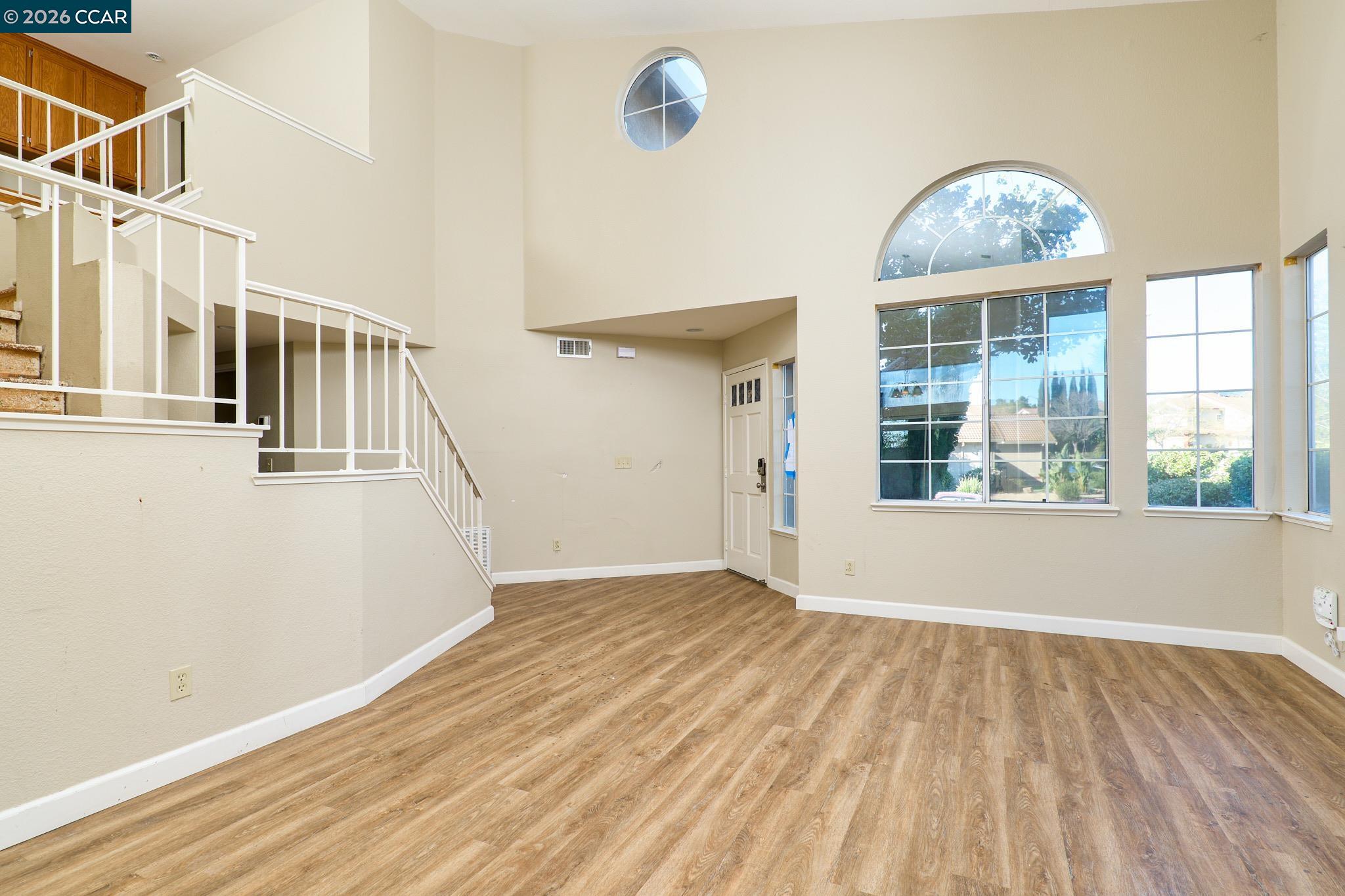 Detail Gallery Image 9 of 31 For 4625 Arabian Way, Antioch,  CA 94531 - 5 Beds | 3 Baths