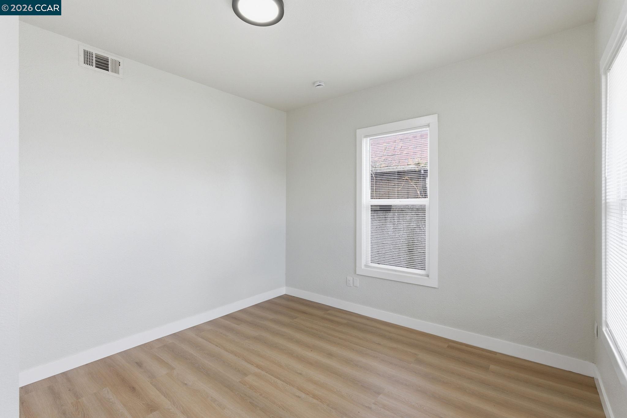 Detail Gallery Image 22 of 60 For 235 E Knoles Way, Stockton,  CA 95204 - – Beds | – Baths