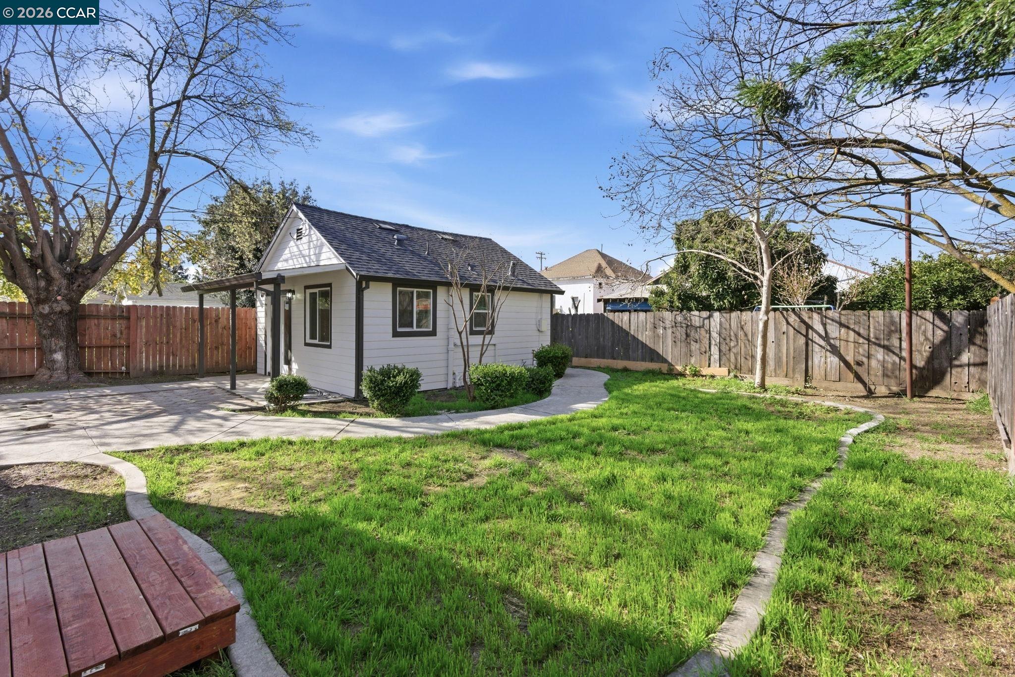 Detail Gallery Image 38 of 60 For 235 E Knoles Way, Stockton,  CA 95204 - – Beds | – Baths