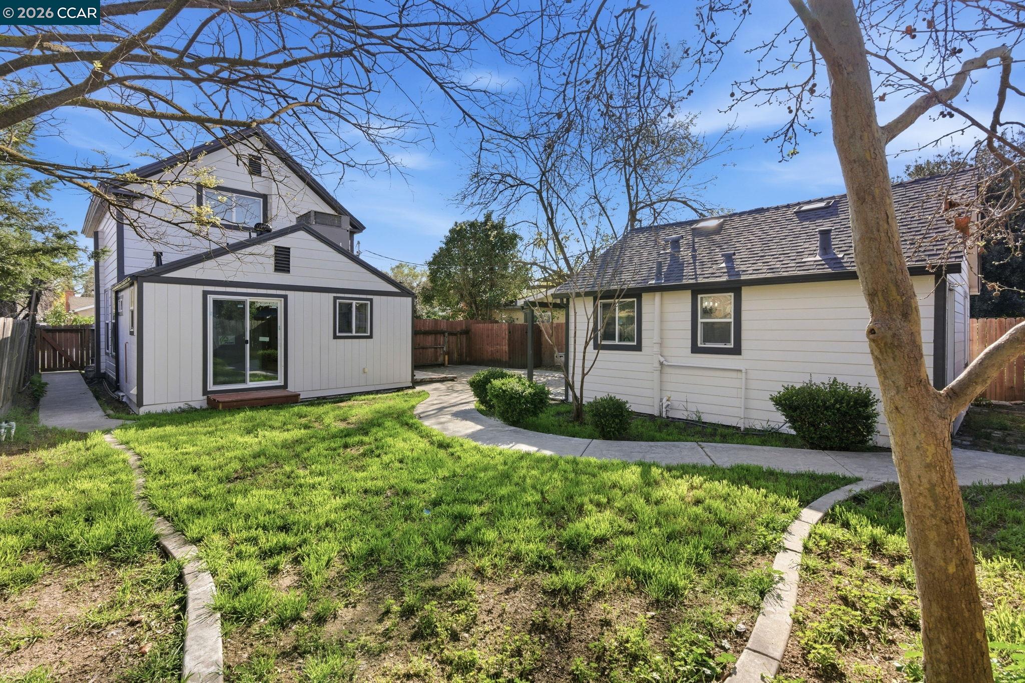 Detail Gallery Image 39 of 60 For 235 E Knoles Way, Stockton,  CA 95204 - – Beds | – Baths