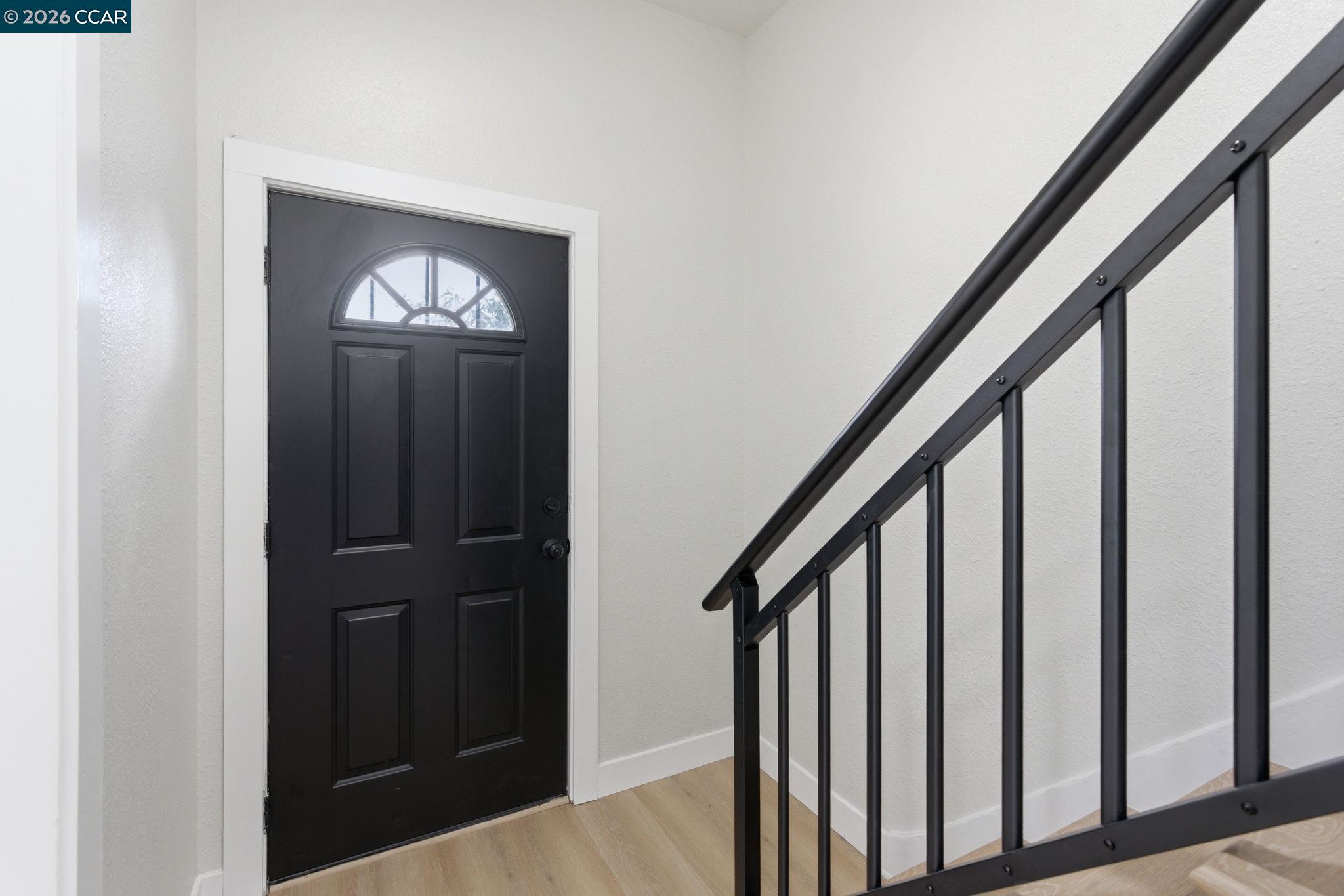 Detail Gallery Image 6 of 60 For 235 E Knoles Way, Stockton,  CA 95204 - – Beds | – Baths