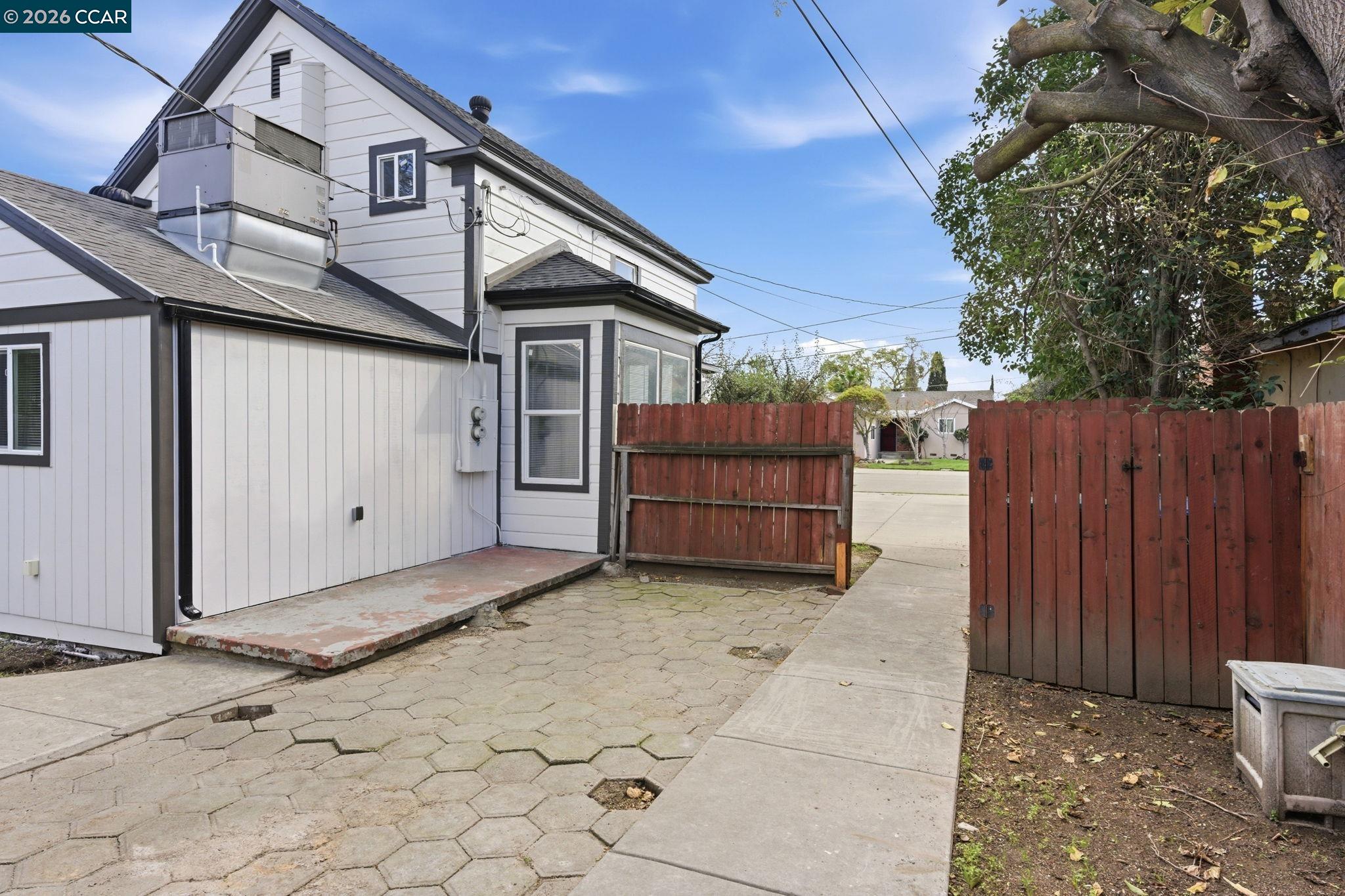 Detail Gallery Image 56 of 60 For 235 E Knoles Way, Stockton,  CA 95204 - – Beds | – Baths