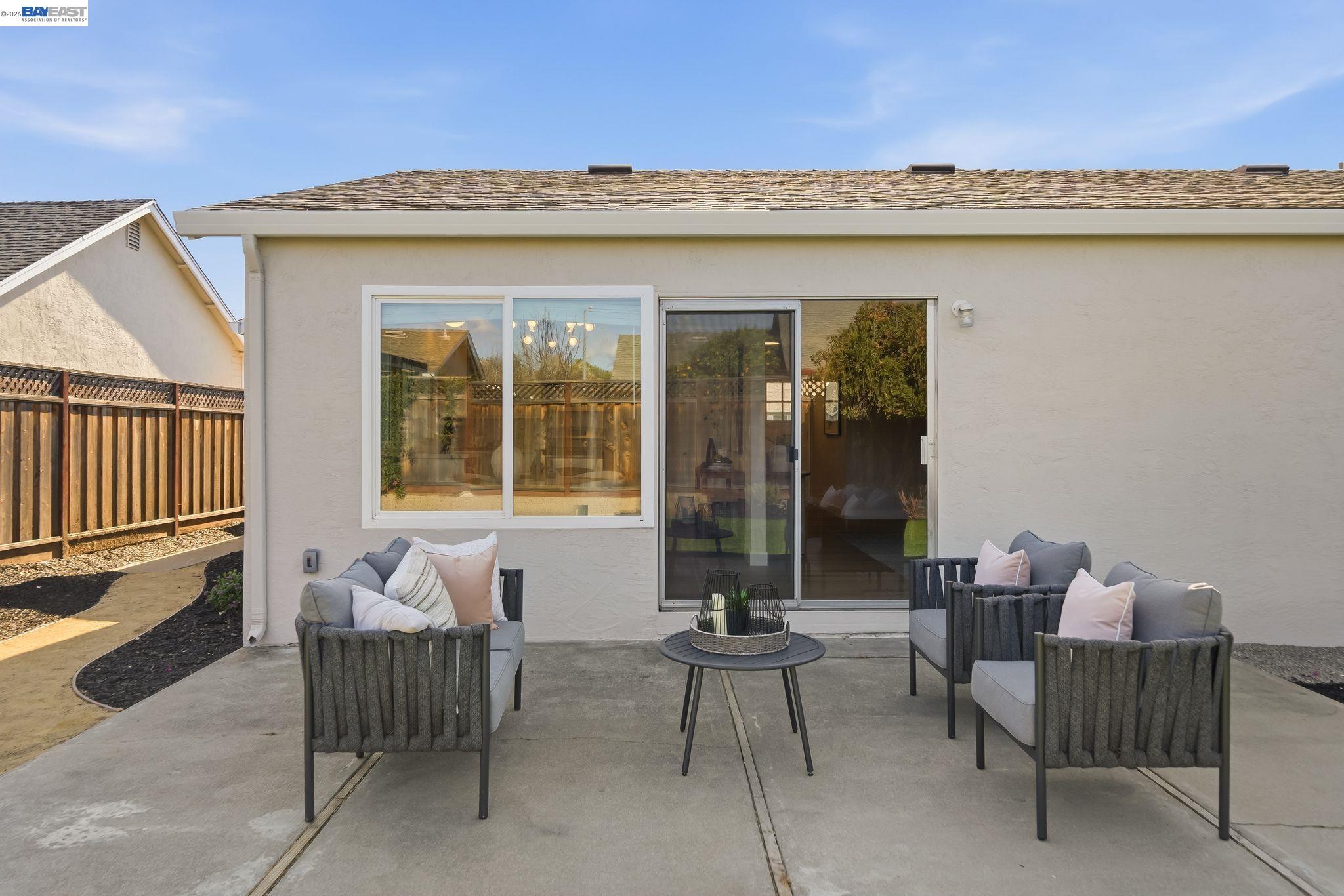 Detail Gallery Image 30 of 34 For 855 Hanover Street, Livermore,  CA 94551 - 3 Beds | 2 Baths