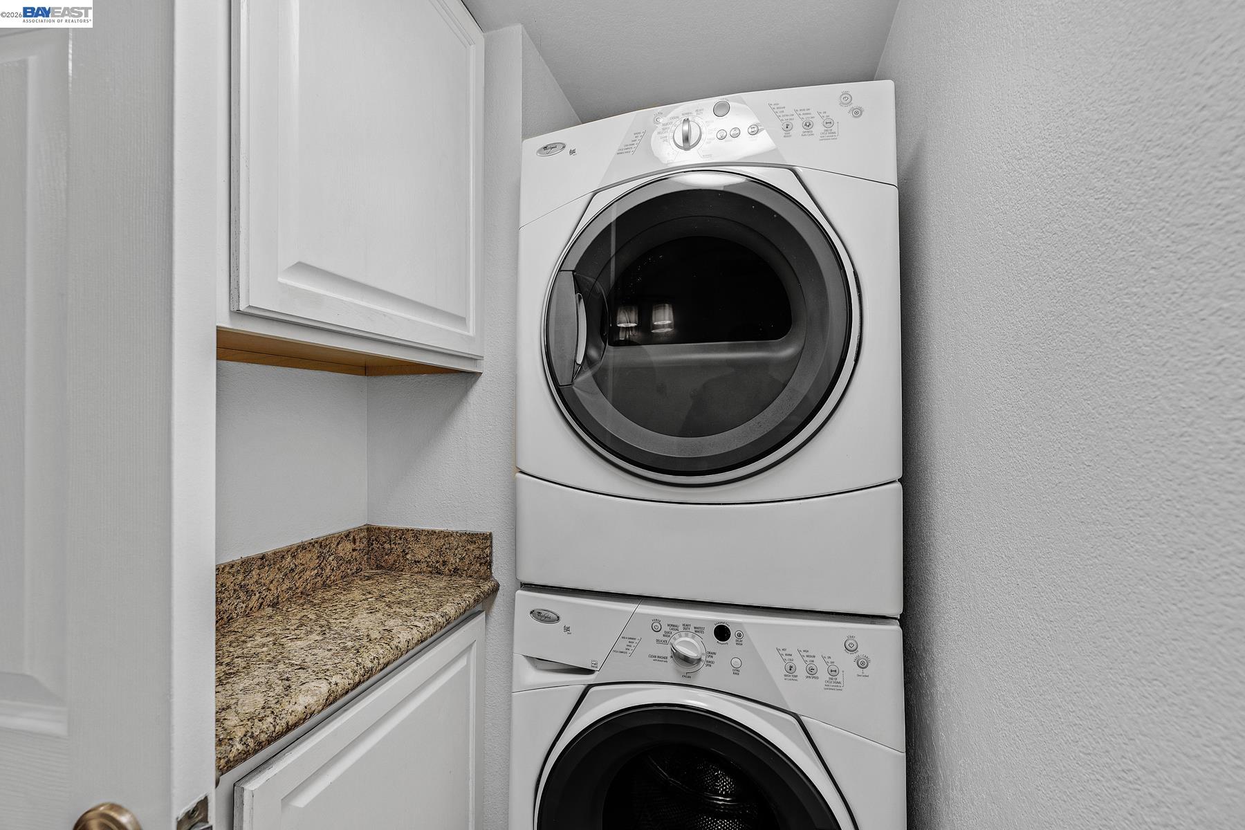 Detail Gallery Image 14 of 50 For 4229 Tanager Cmn, Fremont,  CA 94555 - 2 Beds | 1/1 Baths