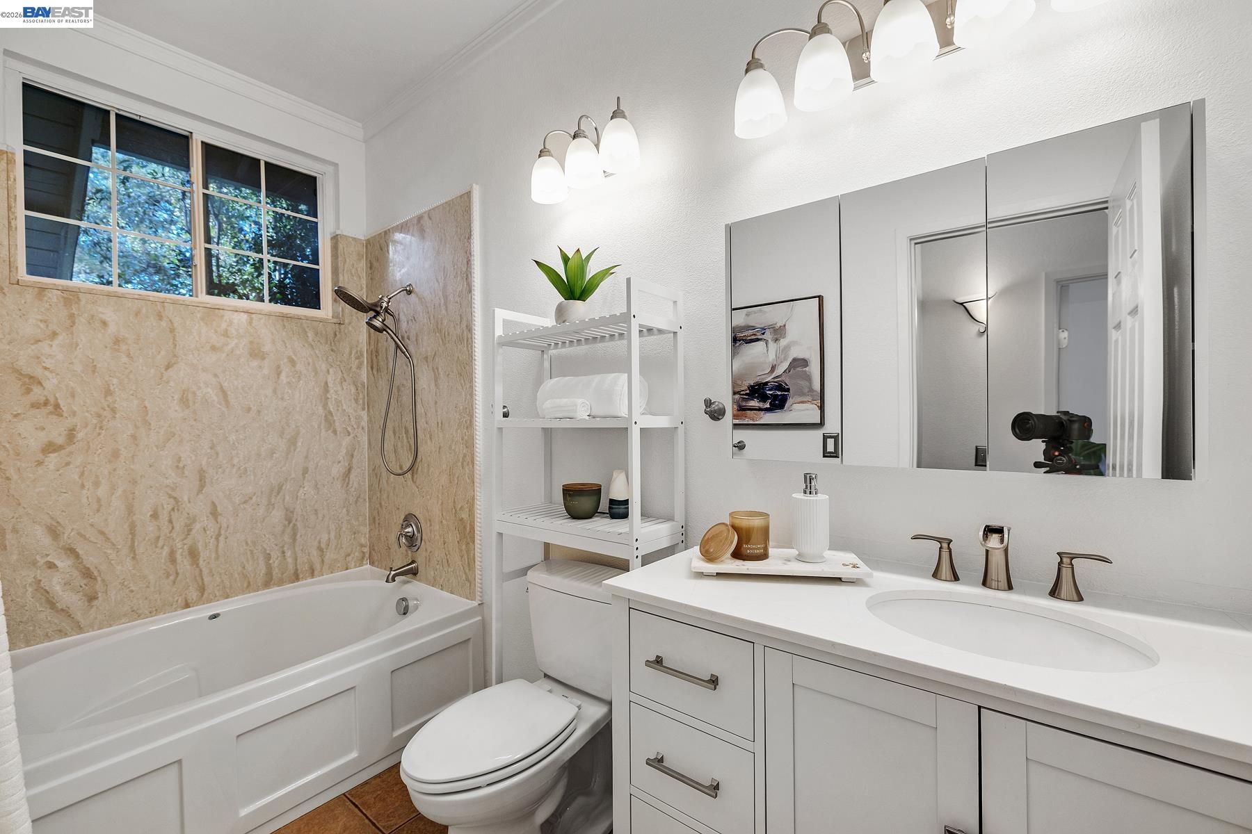 Detail Gallery Image 18 of 50 For 4229 Tanager Cmn, Fremont,  CA 94555 - 2 Beds | 1/1 Baths