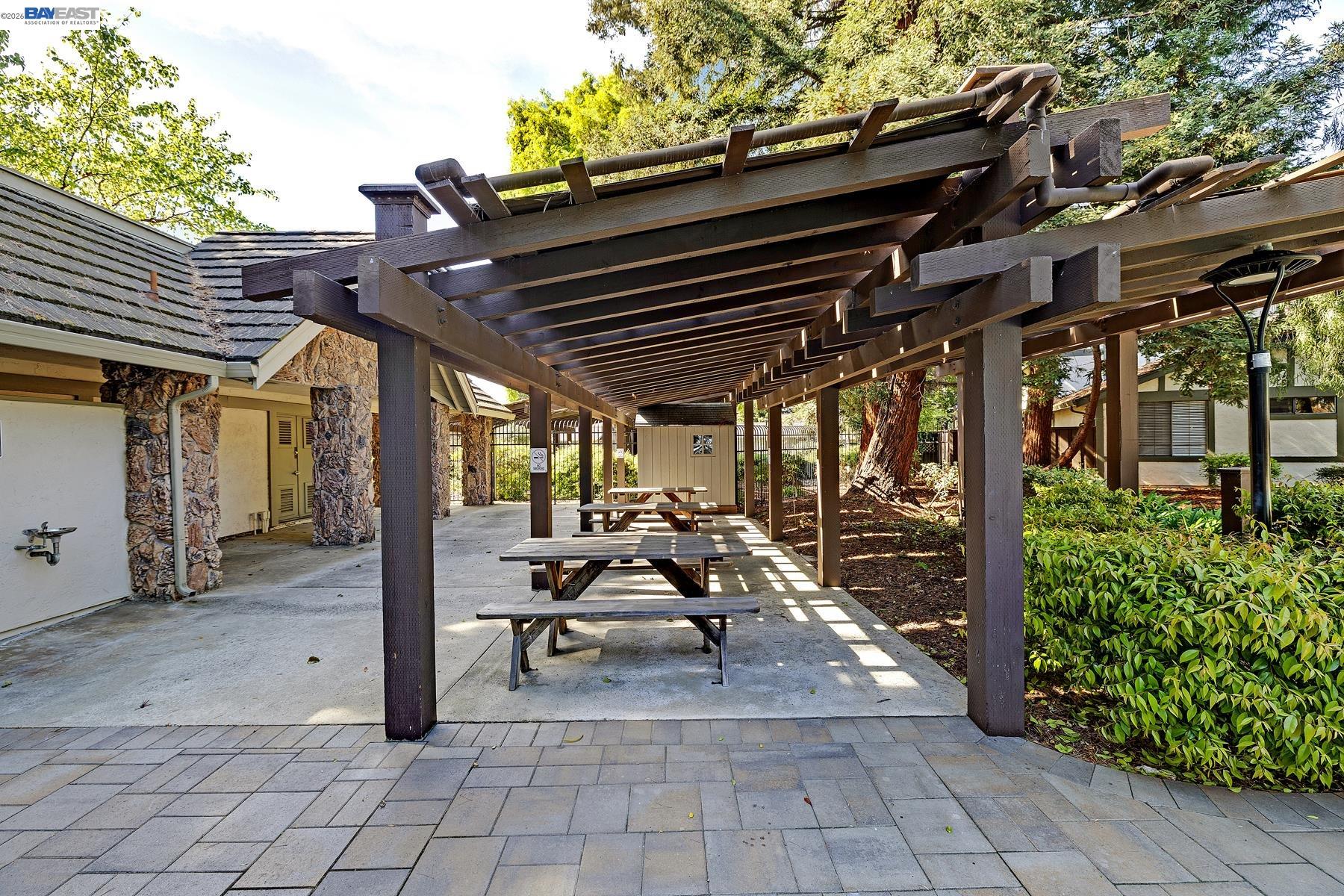 Detail Gallery Image 36 of 50 For 4229 Tanager Cmn, Fremont,  CA 94555 - 2 Beds | 1/1 Baths