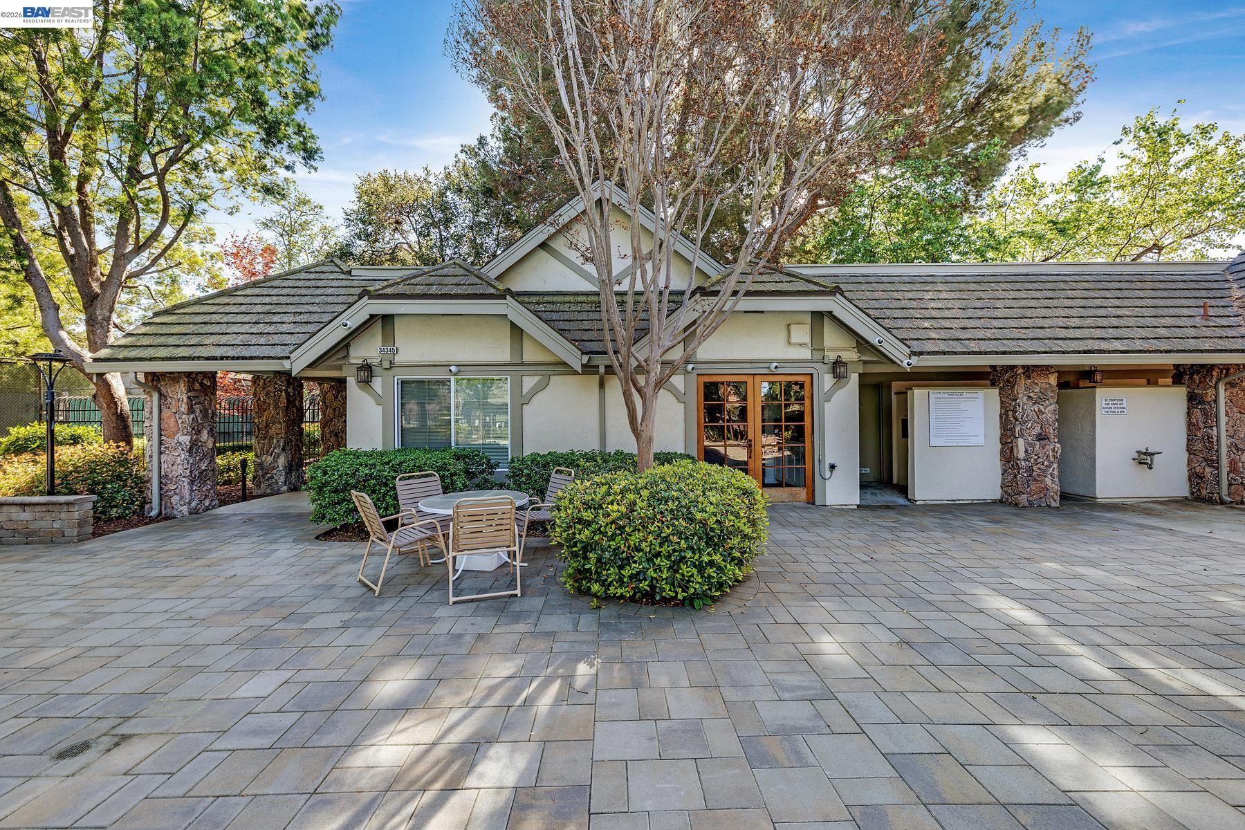 Detail Gallery Image 38 of 50 For 4229 Tanager Cmn, Fremont,  CA 94555 - 2 Beds | 1/1 Baths