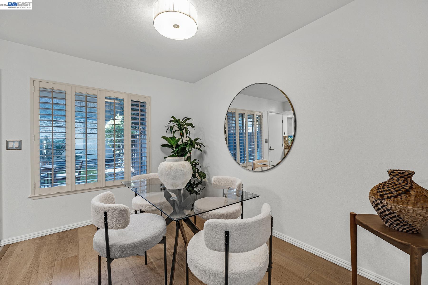 Detail Gallery Image 8 of 50 For 4229 Tanager Cmn, Fremont,  CA 94555 - 2 Beds | 1/1 Baths