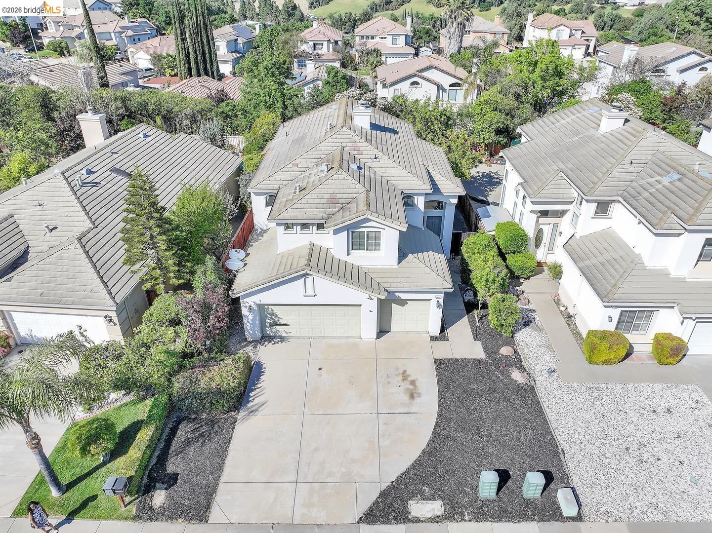 2451 Carpinteria DR, Antioch CA 94531 — photo 2