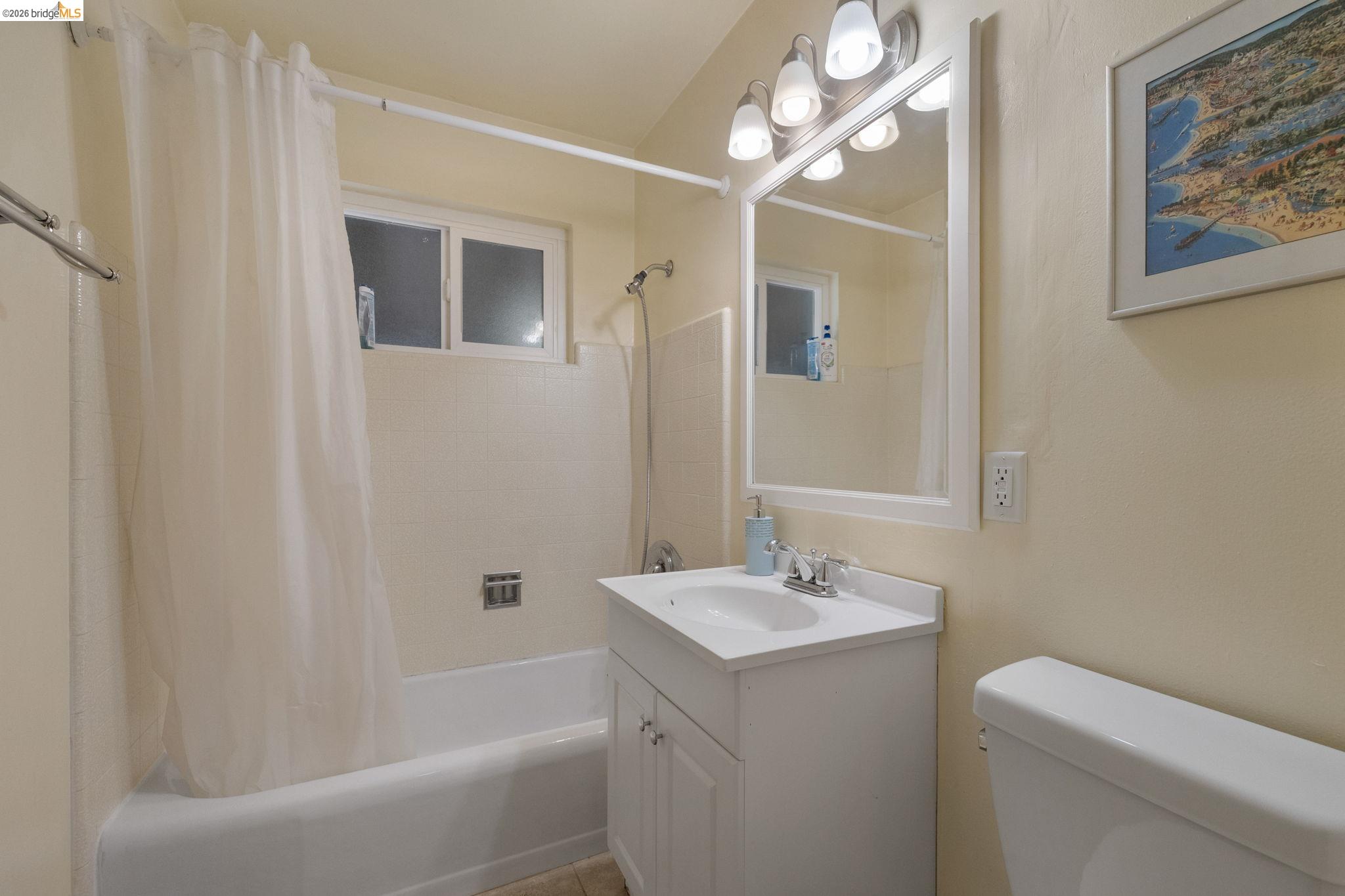 Detail Gallery Image 11 of 24 For 24363 Jeanita Ln, Mi Wuk Village,  CA 95346 - 3 Beds | 2 Baths