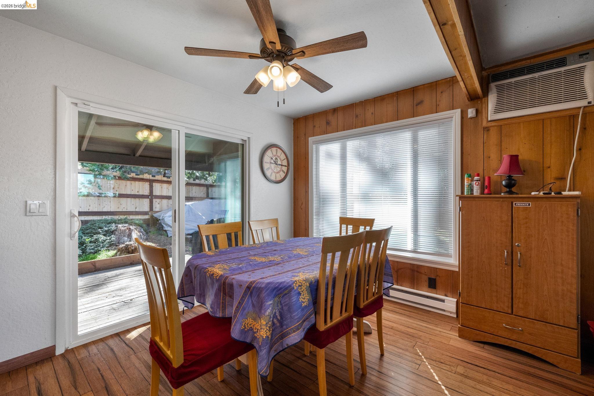 Detail Gallery Image 7 of 24 For 24363 Jeanita Ln, Mi Wuk Village,  CA 95346 - 3 Beds | 2 Baths