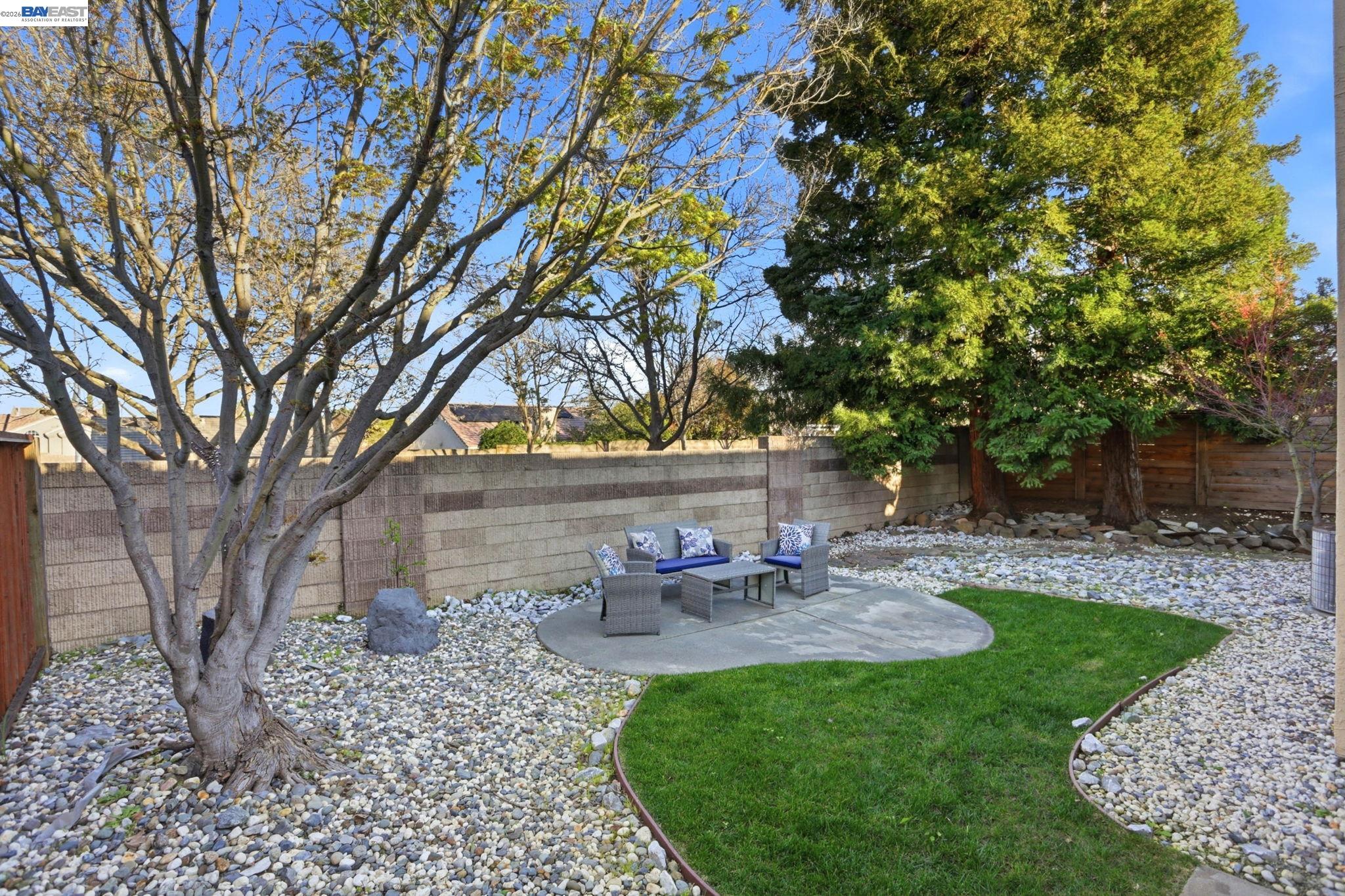 Detail Gallery Image 34 of 53 For 1702 Highland Cir, Fairfield,  CA 94534 - 4 Beds | 2 Baths
