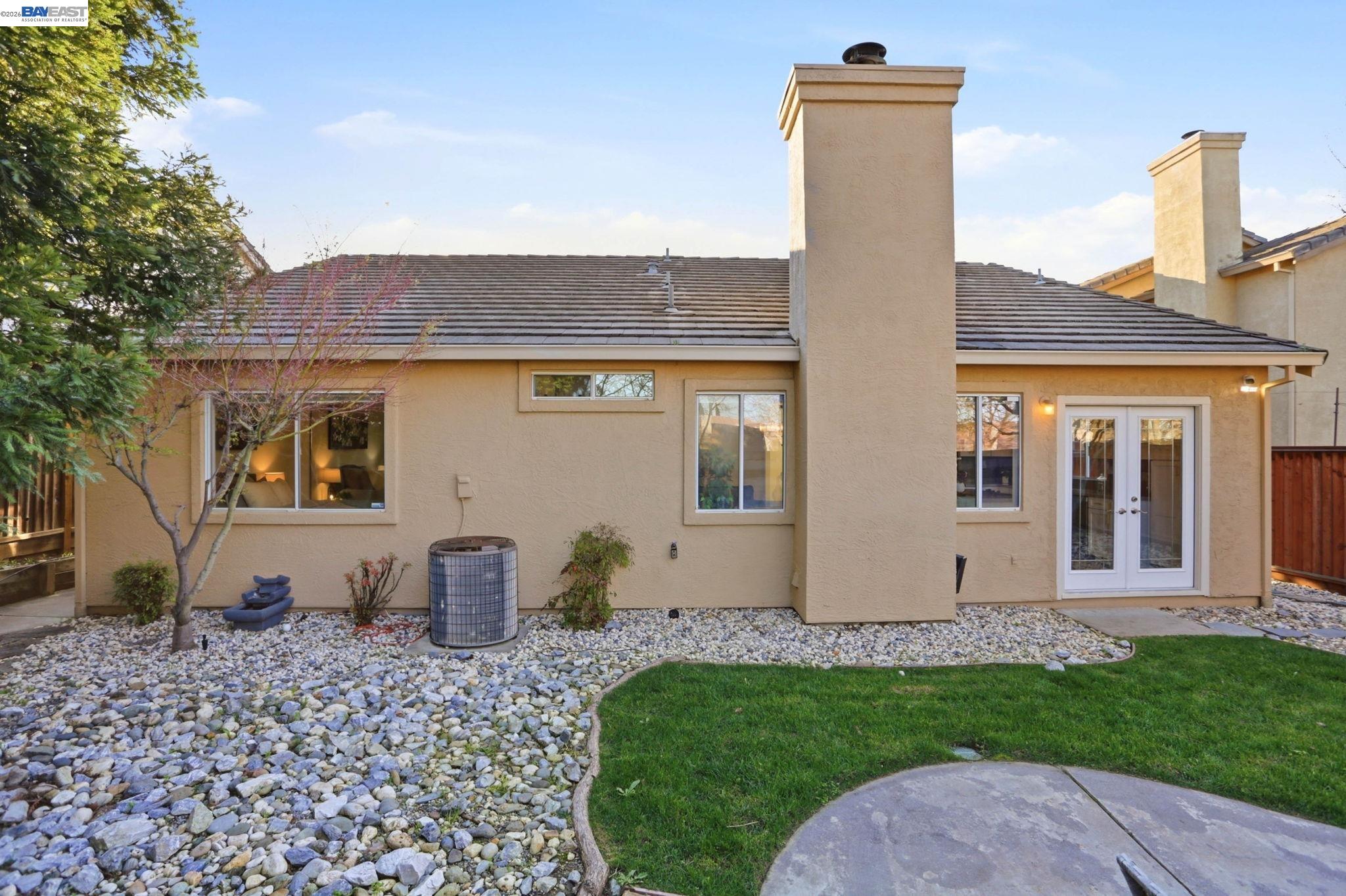 Detail Gallery Image 36 of 53 For 1702 Highland Cir, Fairfield,  CA 94534 - 4 Beds | 2 Baths