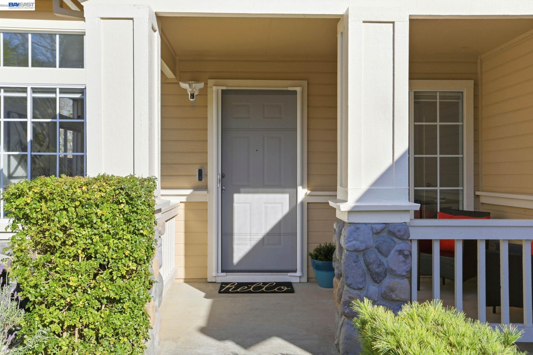 Detail Gallery Image 6 of 53 For 1702 Highland Cir, Fairfield,  CA 94534 - 4 Beds | 2 Baths
