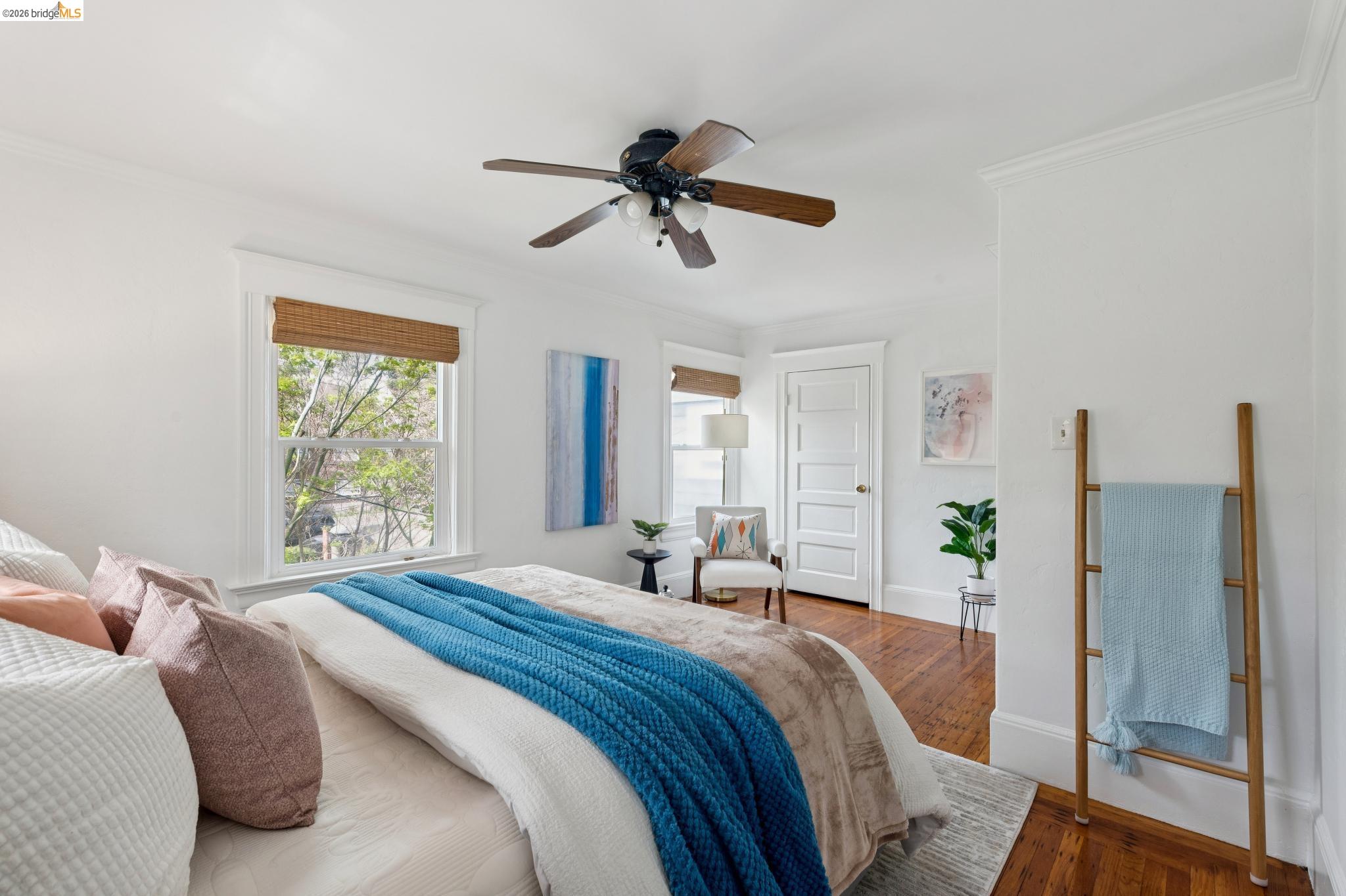 Detail Gallery Image 31 of 42 For 3316 Harrison St, Oakland,  CA 94611 - 4 Beds | 2 Baths