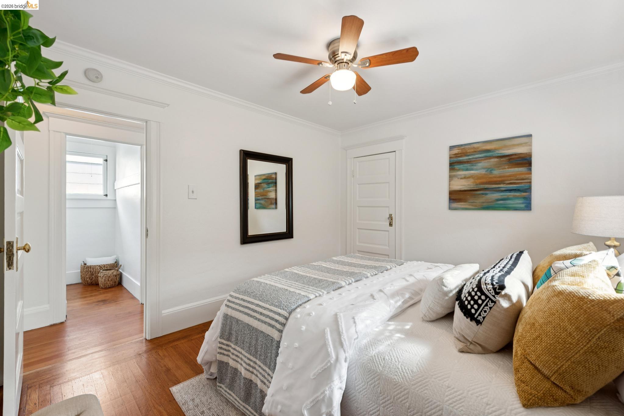 Detail Gallery Image 34 of 42 For 3316 Harrison St, Oakland,  CA 94611 - 4 Beds | 2 Baths