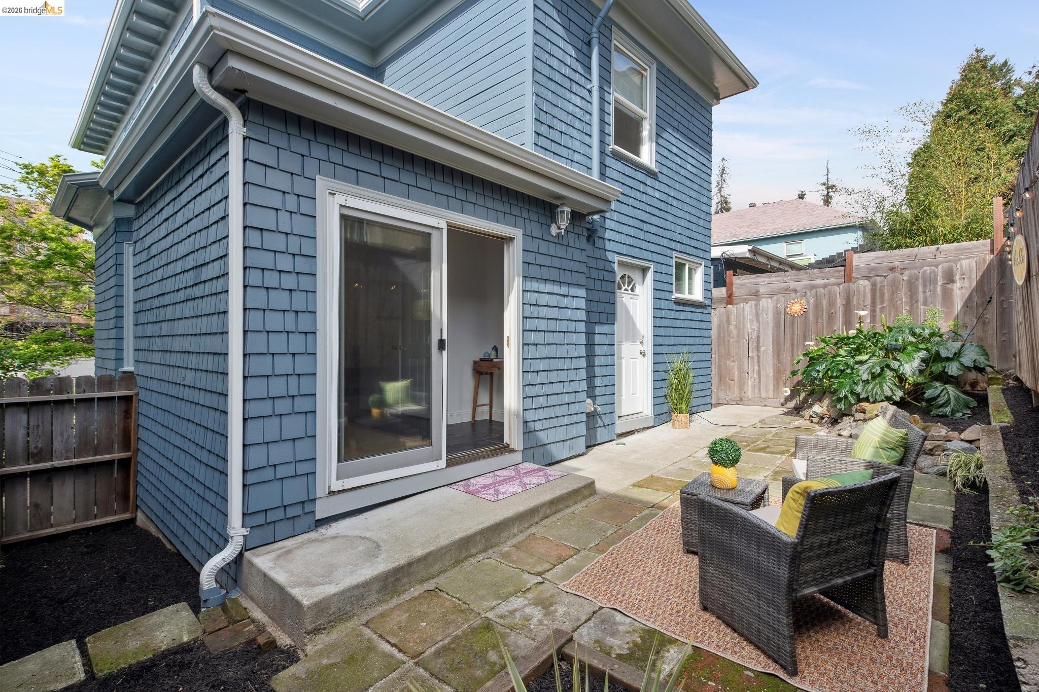 Detail Gallery Image 42 of 42 For 3316 Harrison St, Oakland,  CA 94611 - 4 Beds | 2 Baths