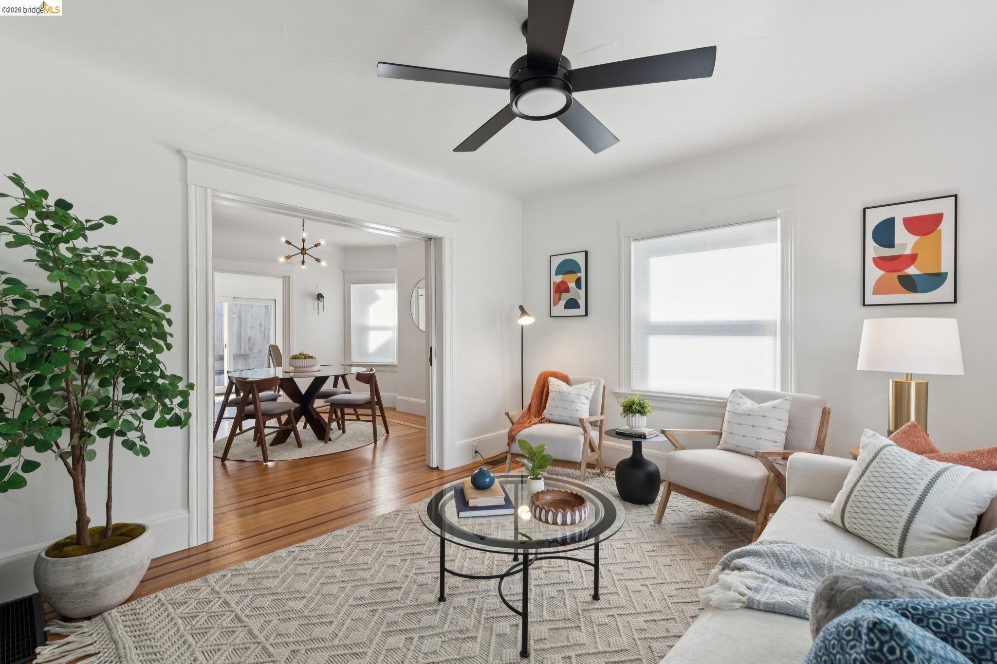 Detail Gallery Image 9 of 42 For 3316 Harrison St, Oakland,  CA 94611 - 4 Beds | 2 Baths