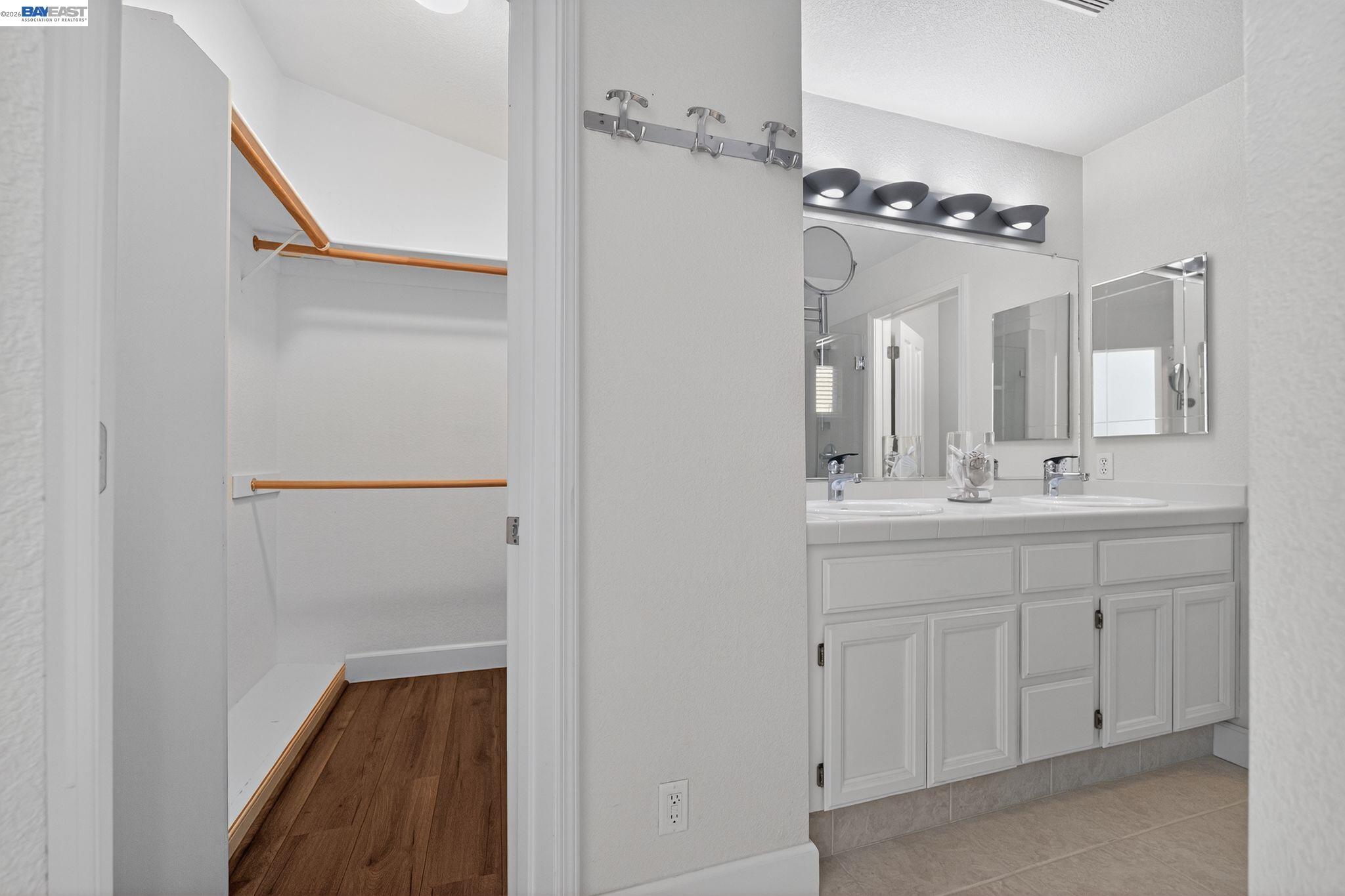 Detail Gallery Image 16 of 30 For 4173 Georgis Pl, Pleasanton,  CA 94588 - 2 Beds | 2/1 Baths