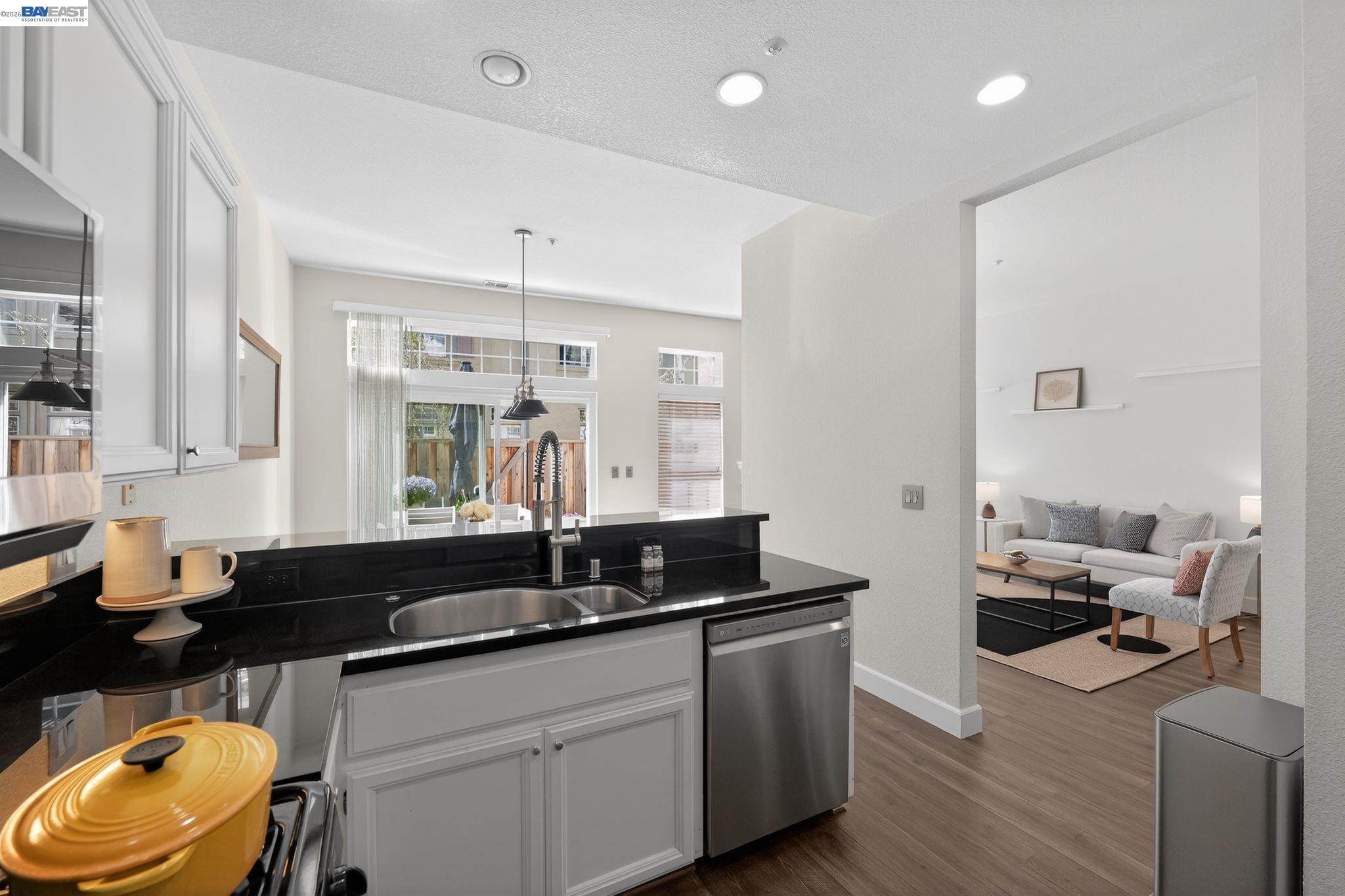 Photo #9: 41126182 Listing: Photo #9