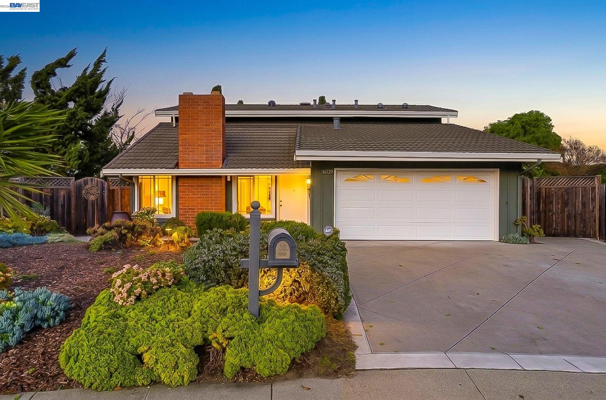 Front Image Thumbnail for BE41126183