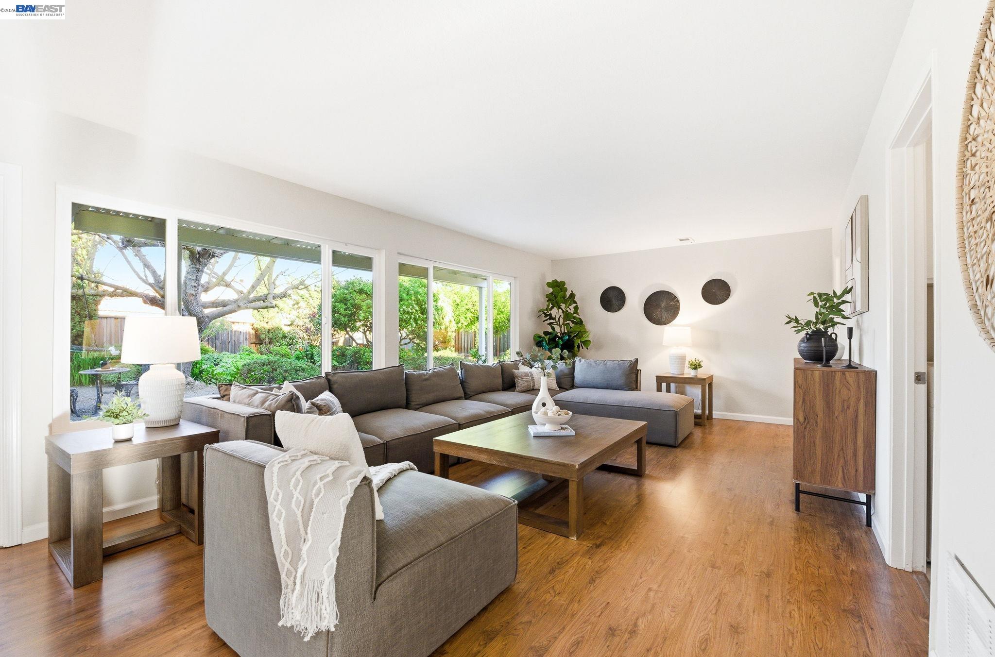 Detail Gallery Image 15 of 41 For 8092 Olympic Ct, Newark,  CA 94560 - 4 Beds | 2/1 Baths