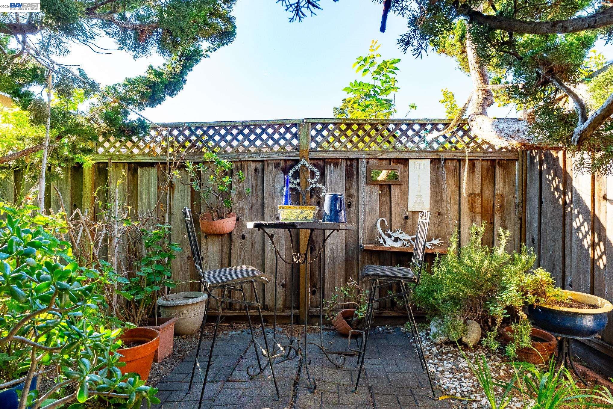 Detail Gallery Image 33 of 41 For 8092 Olympic Ct, Newark,  CA 94560 - 4 Beds | 2/1 Baths