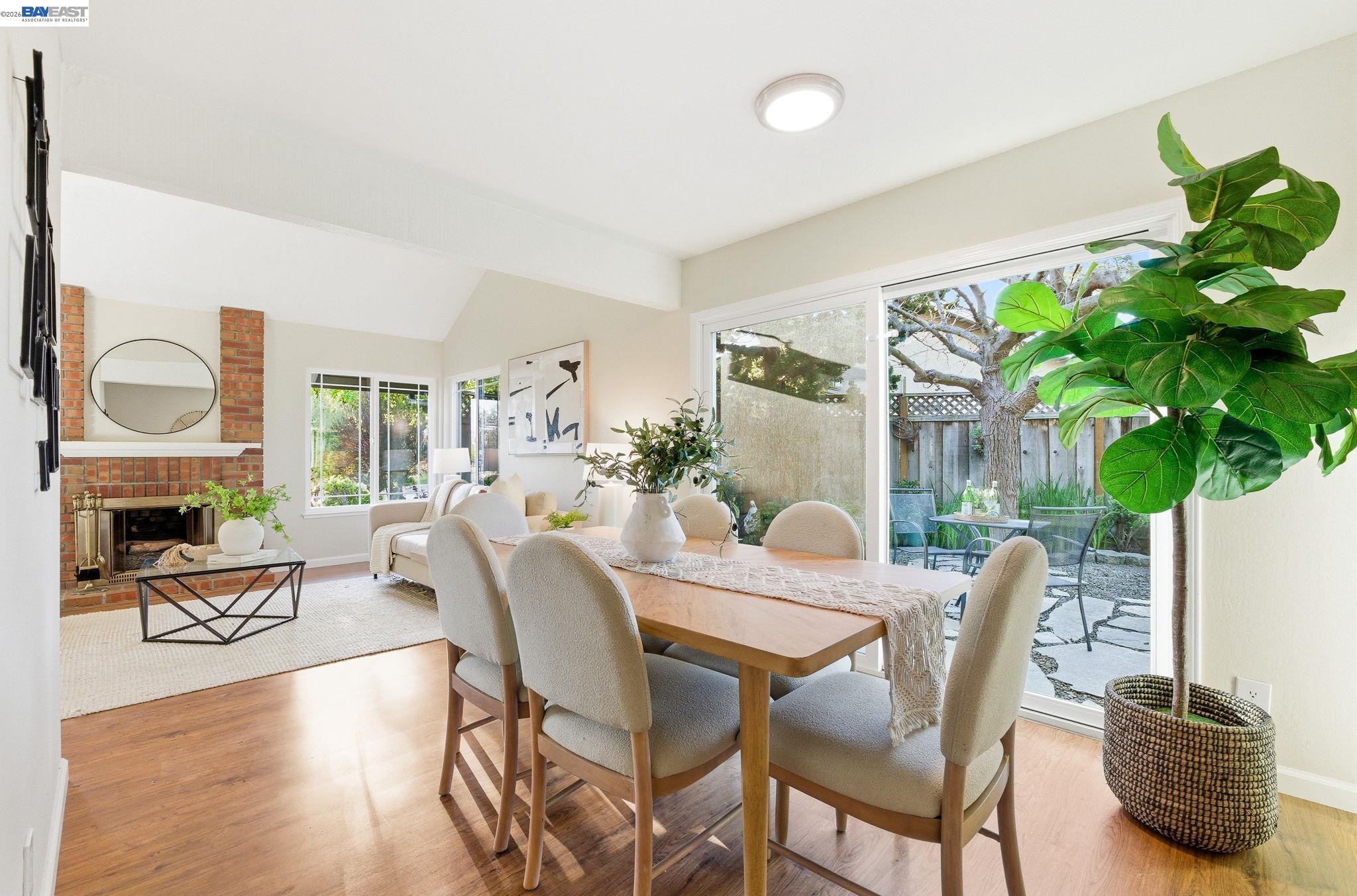 Detail Gallery Image 7 of 41 For 8092 Olympic Ct, Newark,  CA 94560 - 4 Beds | 2/1 Baths