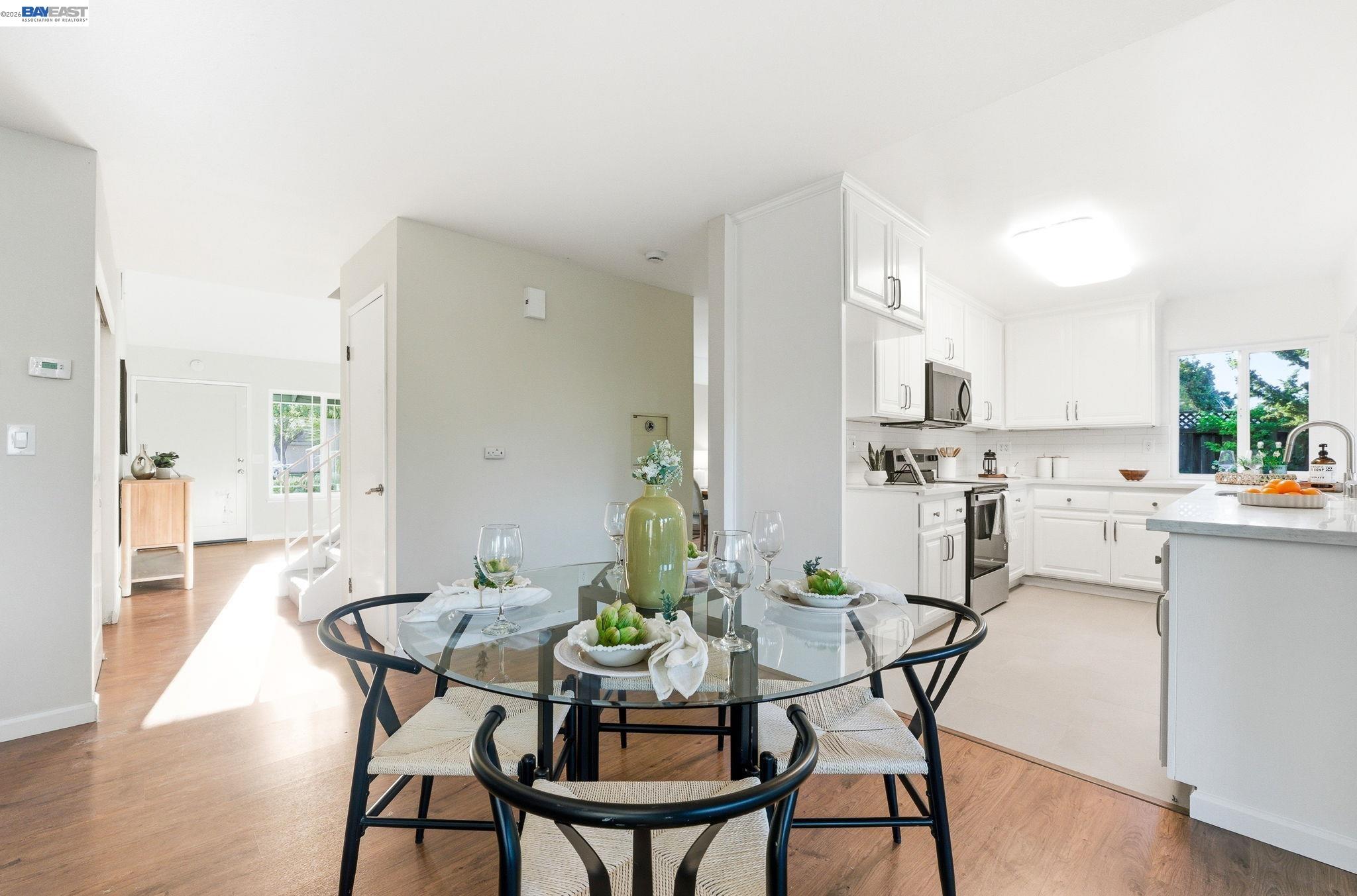 Detail Gallery Image 10 of 41 For 8092 Olympic Ct, Newark,  CA 94560 - 4 Beds | 2/1 Baths