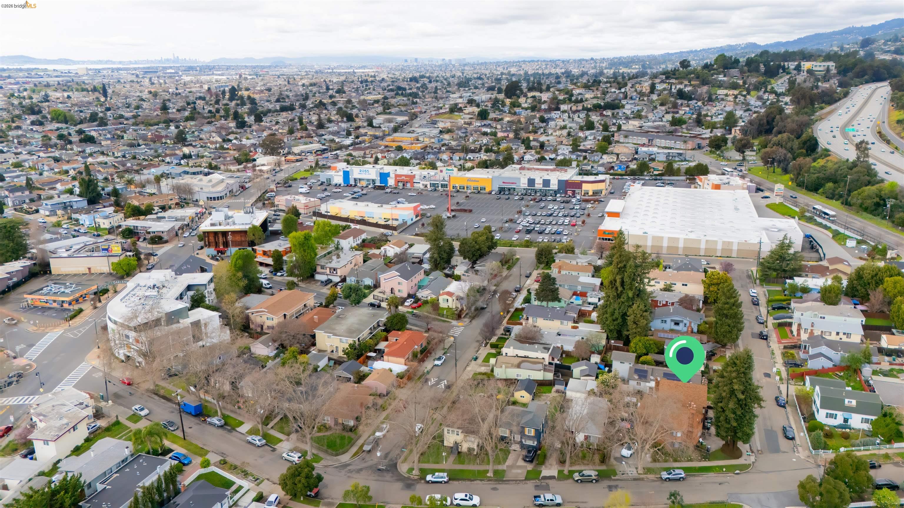Detail Gallery Image 27 of 28 For 10933 Julius St #D,  Oakland,  CA 94605 - 2 Beds | 1/1 Baths