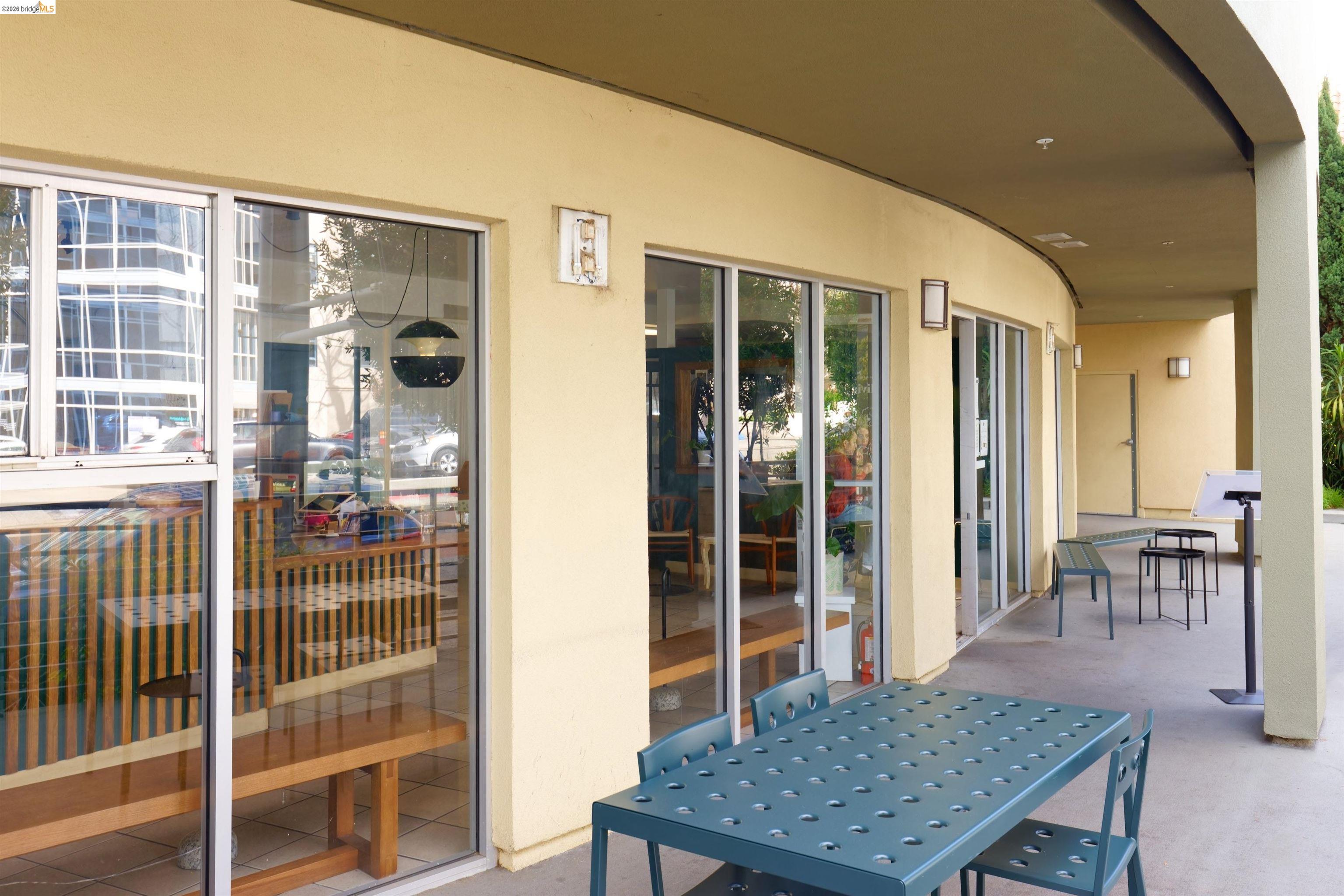 Detail Gallery Image 36 of 39 For 371 30th Street #404,  Oakland,  CA 94609 - 1 Beds | 1 Baths