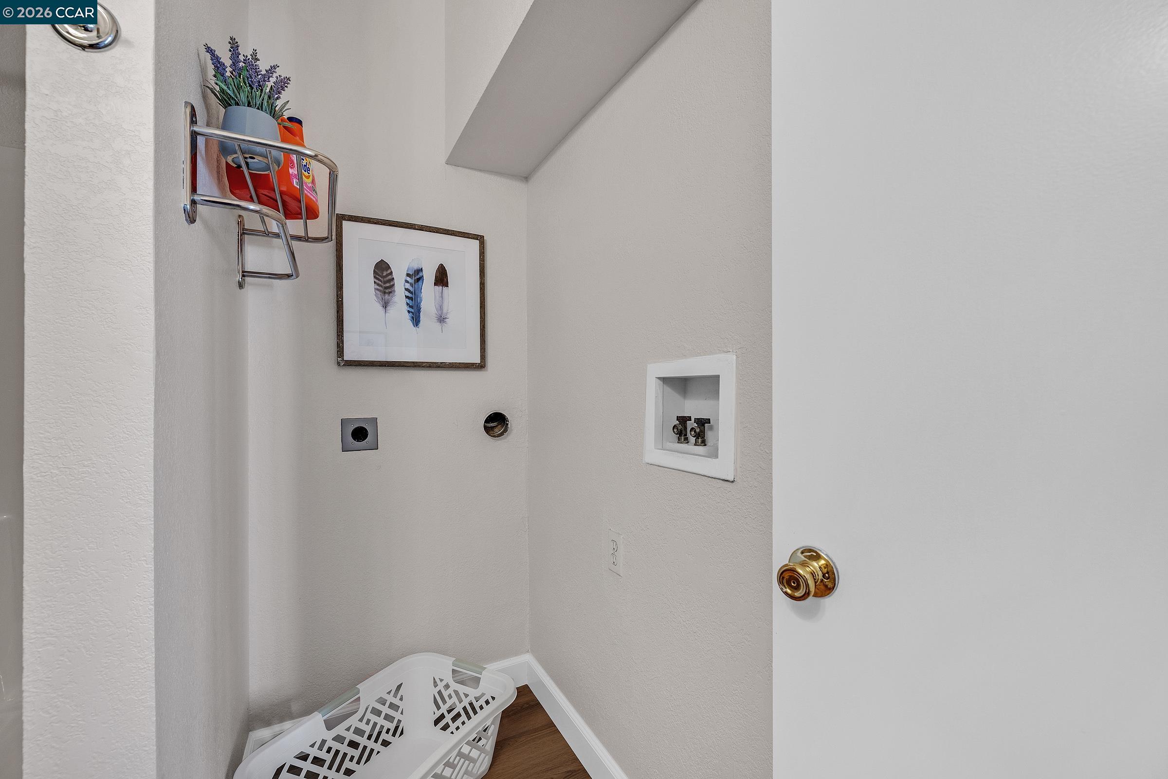 Detail Gallery Image 26 of 40 For 16057 Gramercy Dr, Castro Valley,  CA 94578 - 4 Beds | 2 Baths