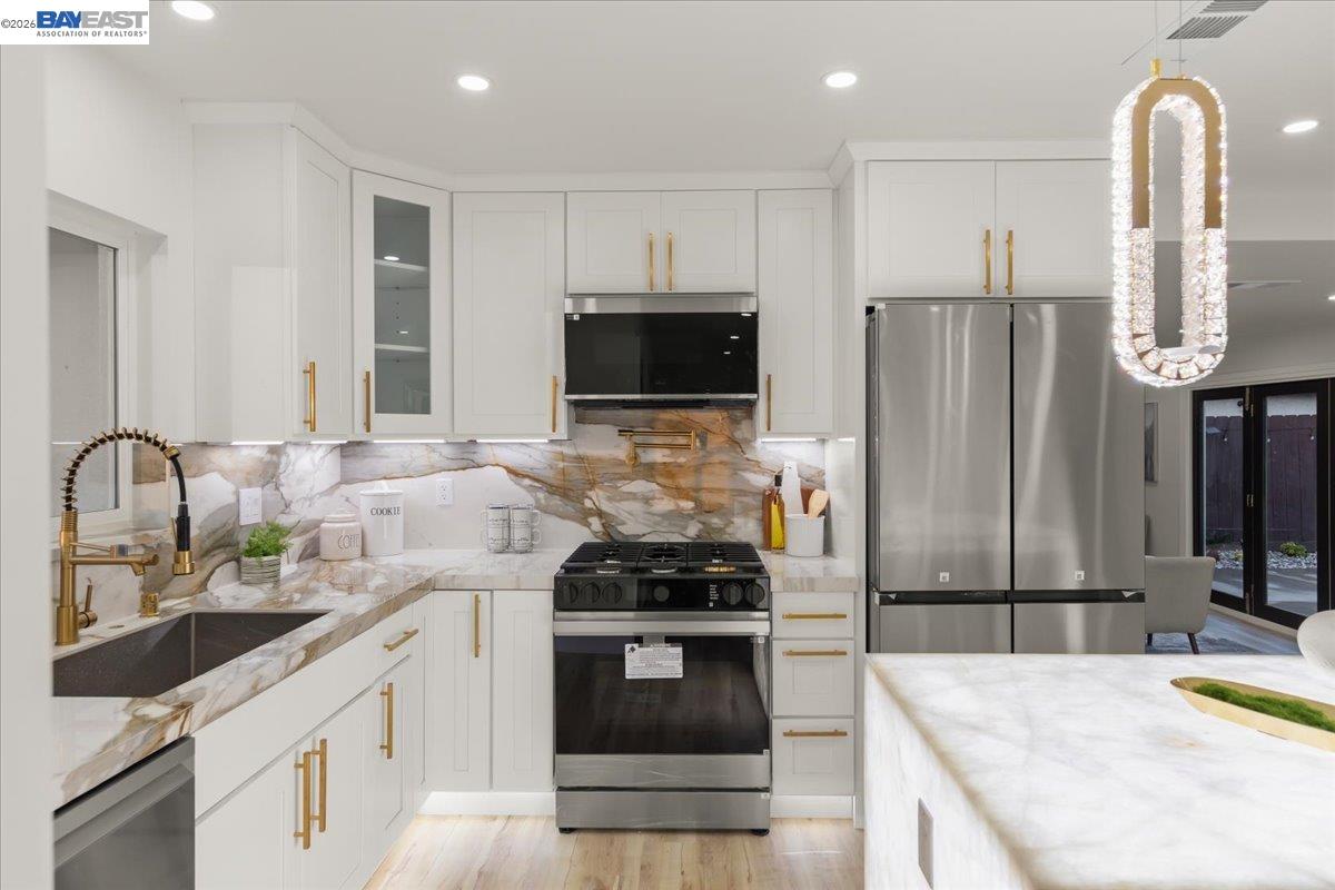 Detail Gallery Image 16 of 44 For 6332 Rockrose Dr, Newark,  CA 94560 - 3 Beds | 2 Baths