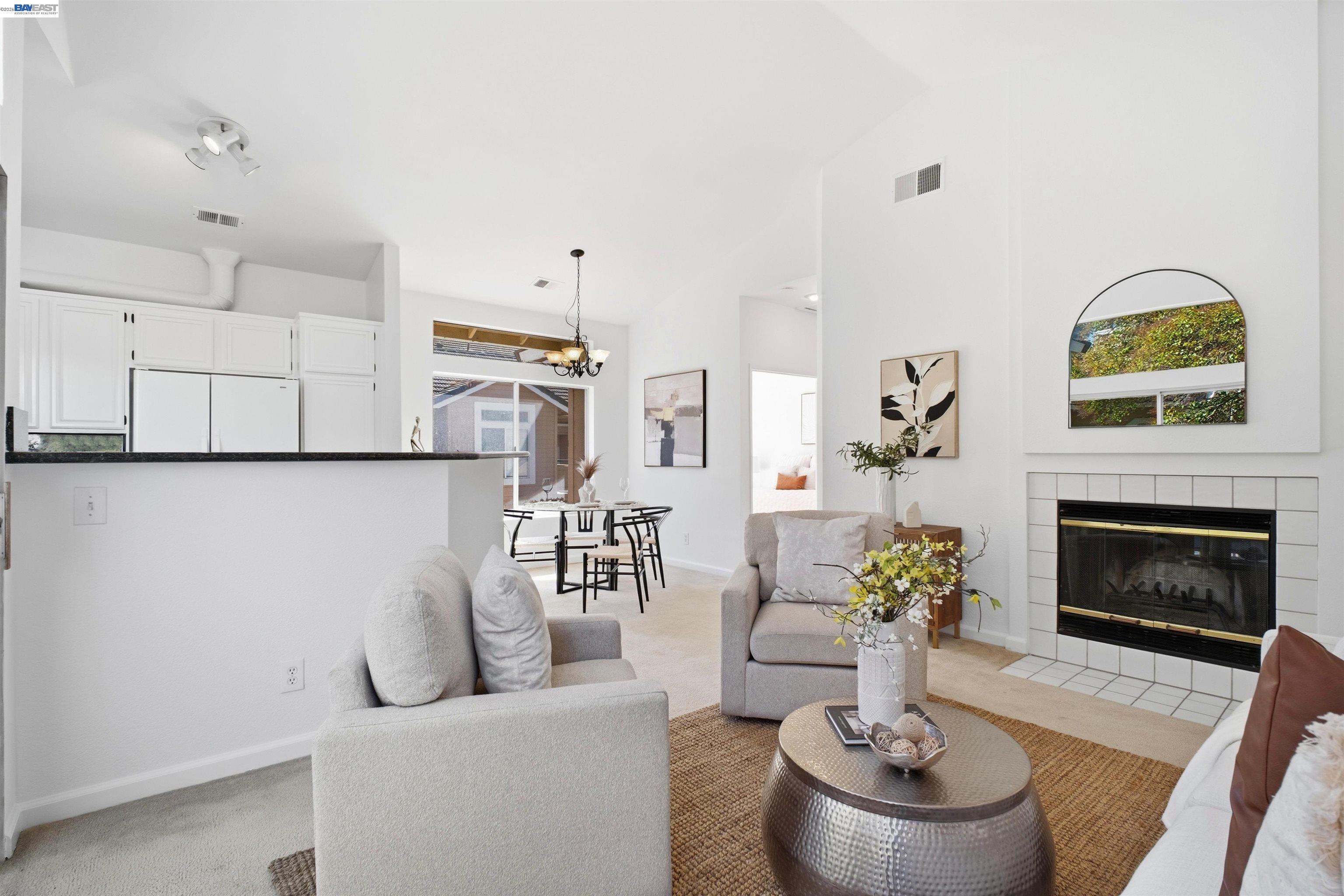 Photo #4: 41126191 Listing: Photo #4