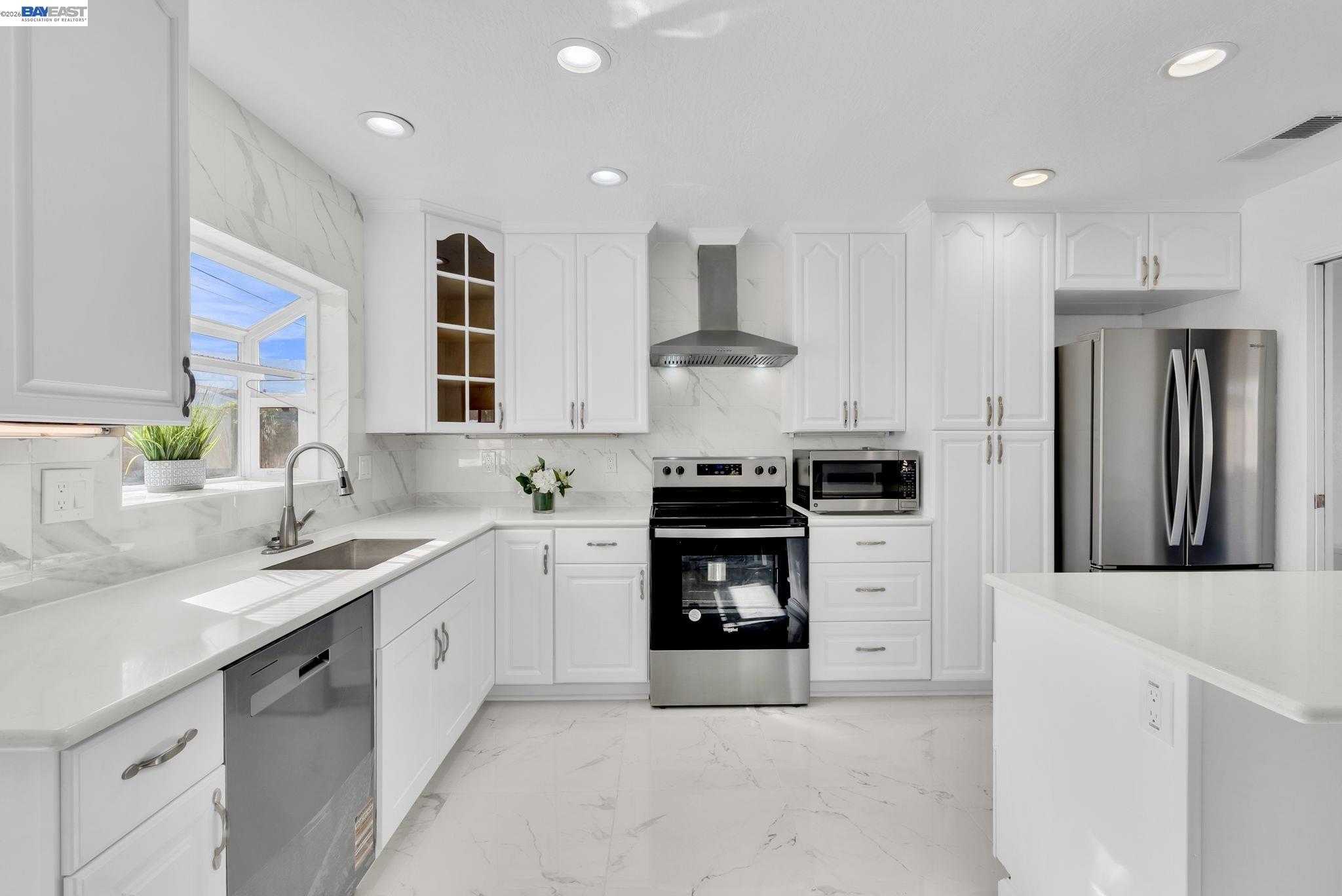 Detail Gallery Image 12 of 43 For 1532 Kooser Rd, San Jose,  CA 95118 - 4 Beds | 3 Baths