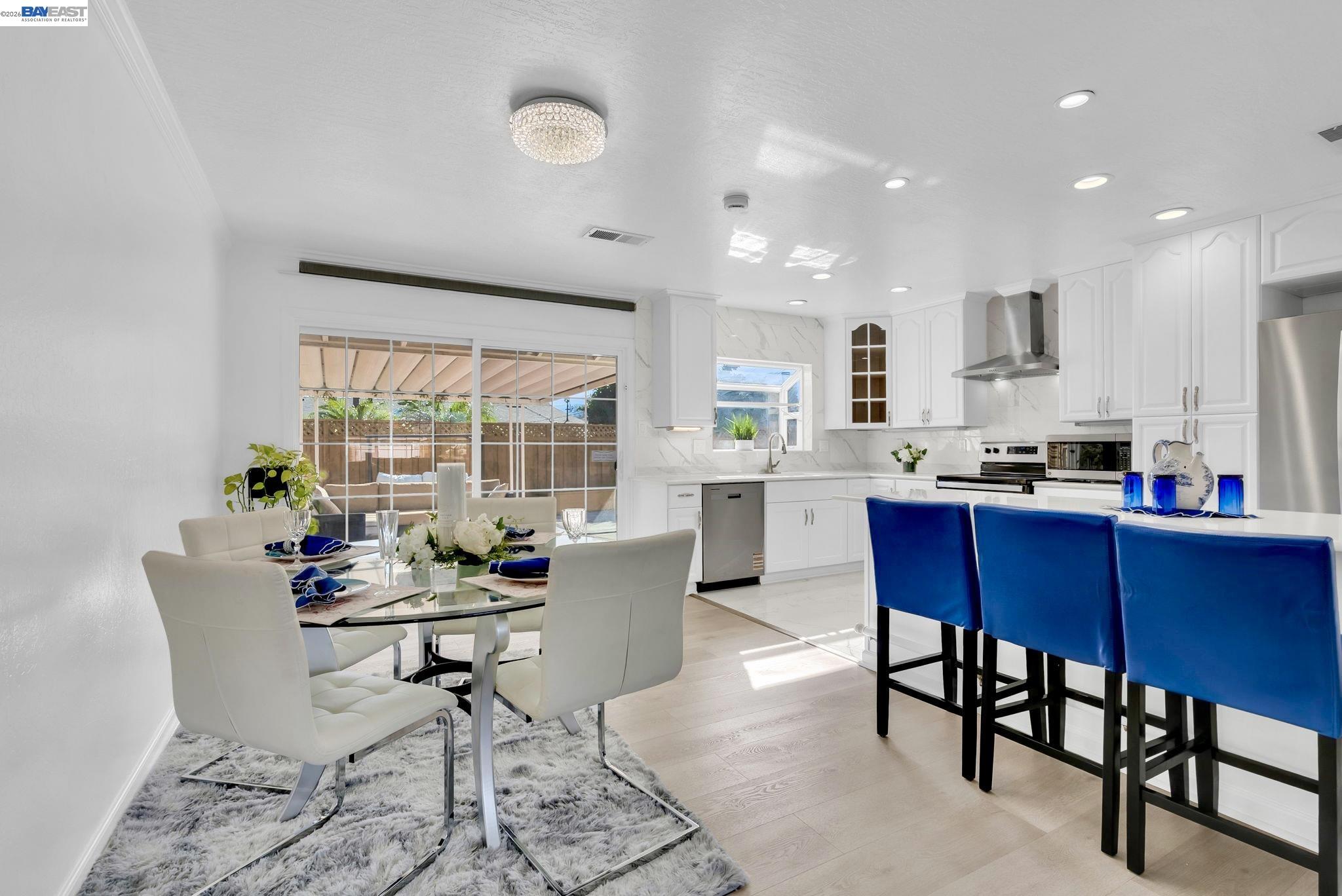 Detail Gallery Image 8 of 43 For 1532 Kooser Rd, San Jose,  CA 95118 - 4 Beds | 3 Baths