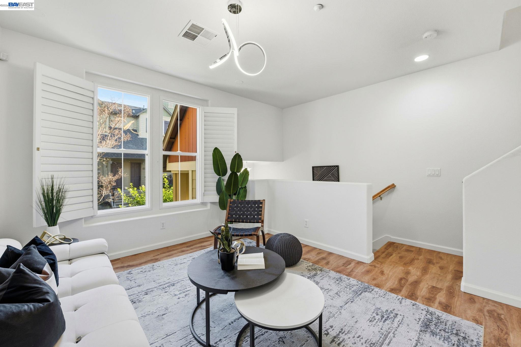 Detail Gallery Image 4 of 33 For 43220 Giovanni Terrace, Fremont,  CA 94539 - 2 Beds | 2/1 Baths