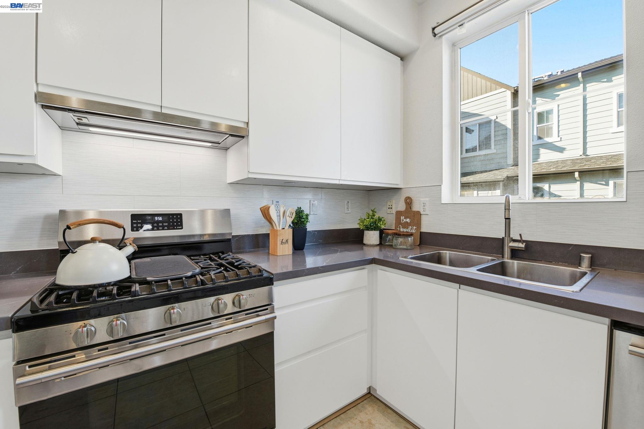 Photo #5: 41126195 Listing: Photo #5