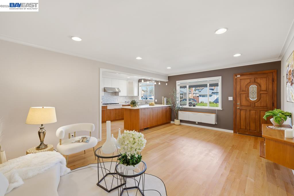 Detail Gallery Image 15 of 54 For 15185 Norton St, San Leandro,  CA 94579 - 3 Beds | 2/1 Baths