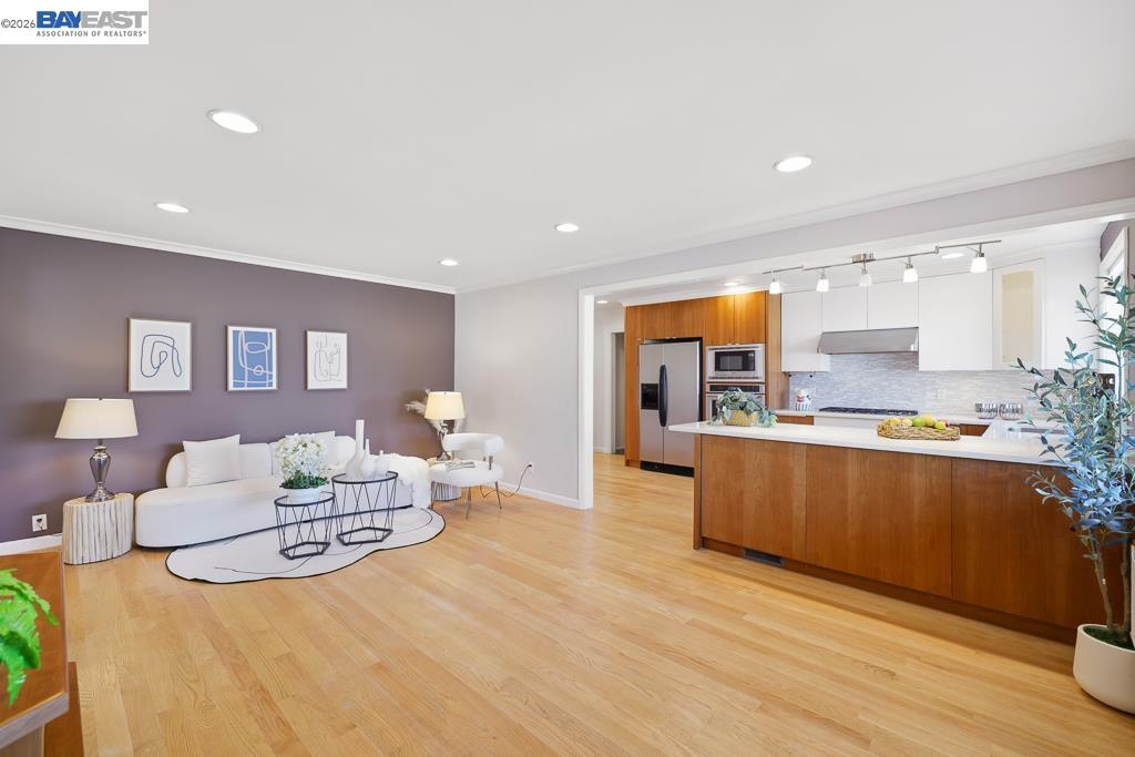 Detail Gallery Image 16 of 54 For 15185 Norton St, San Leandro,  CA 94579 - 3 Beds | 2/1 Baths