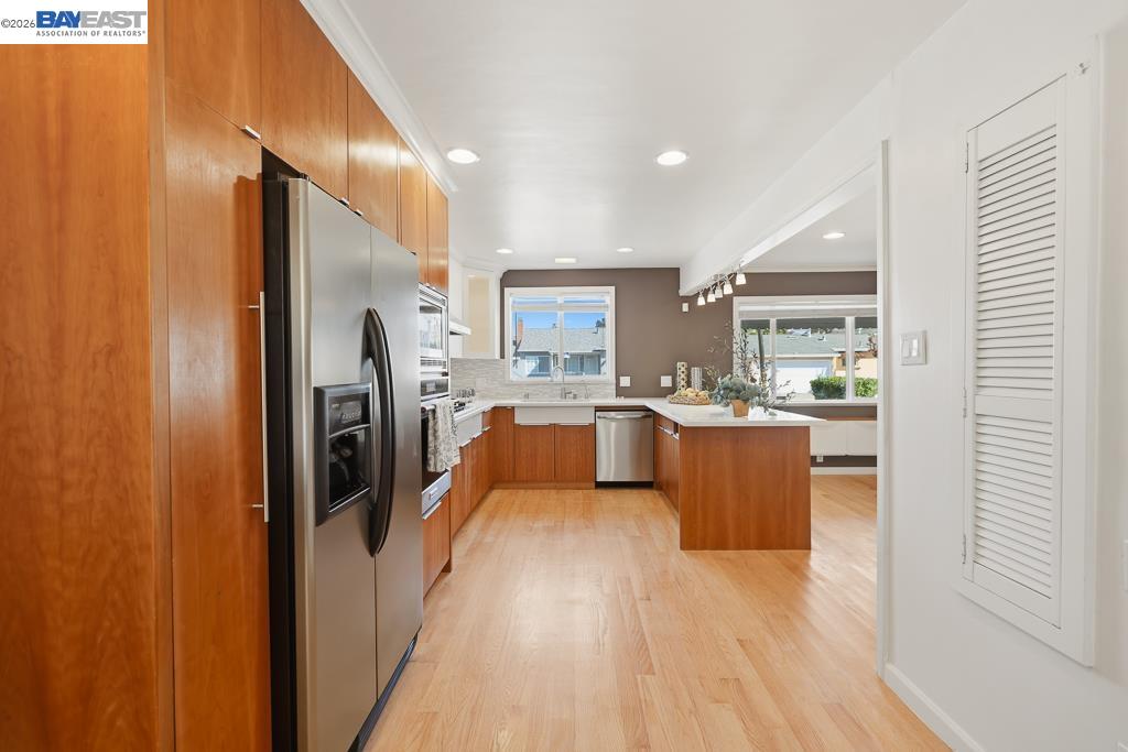 Detail Gallery Image 22 of 54 For 15185 Norton St, San Leandro,  CA 94579 - 3 Beds | 2/1 Baths