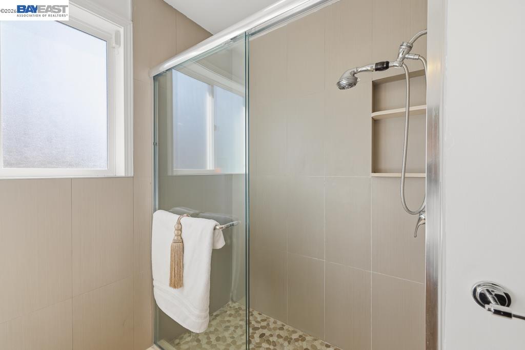 Detail Gallery Image 29 of 54 For 15185 Norton St, San Leandro,  CA 94579 - 3 Beds | 2/1 Baths